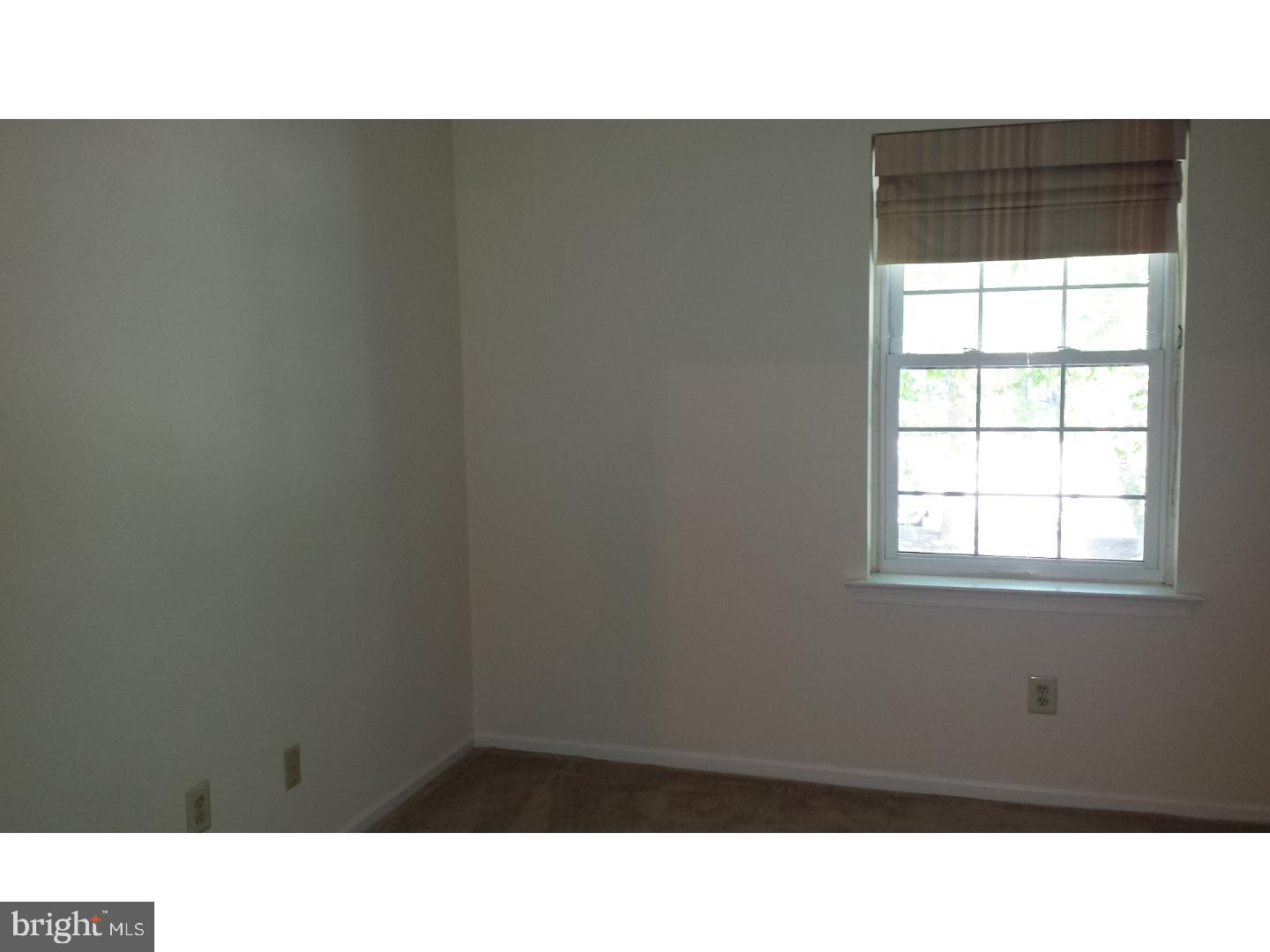 EAGLES RIDGE - Residential Lease
