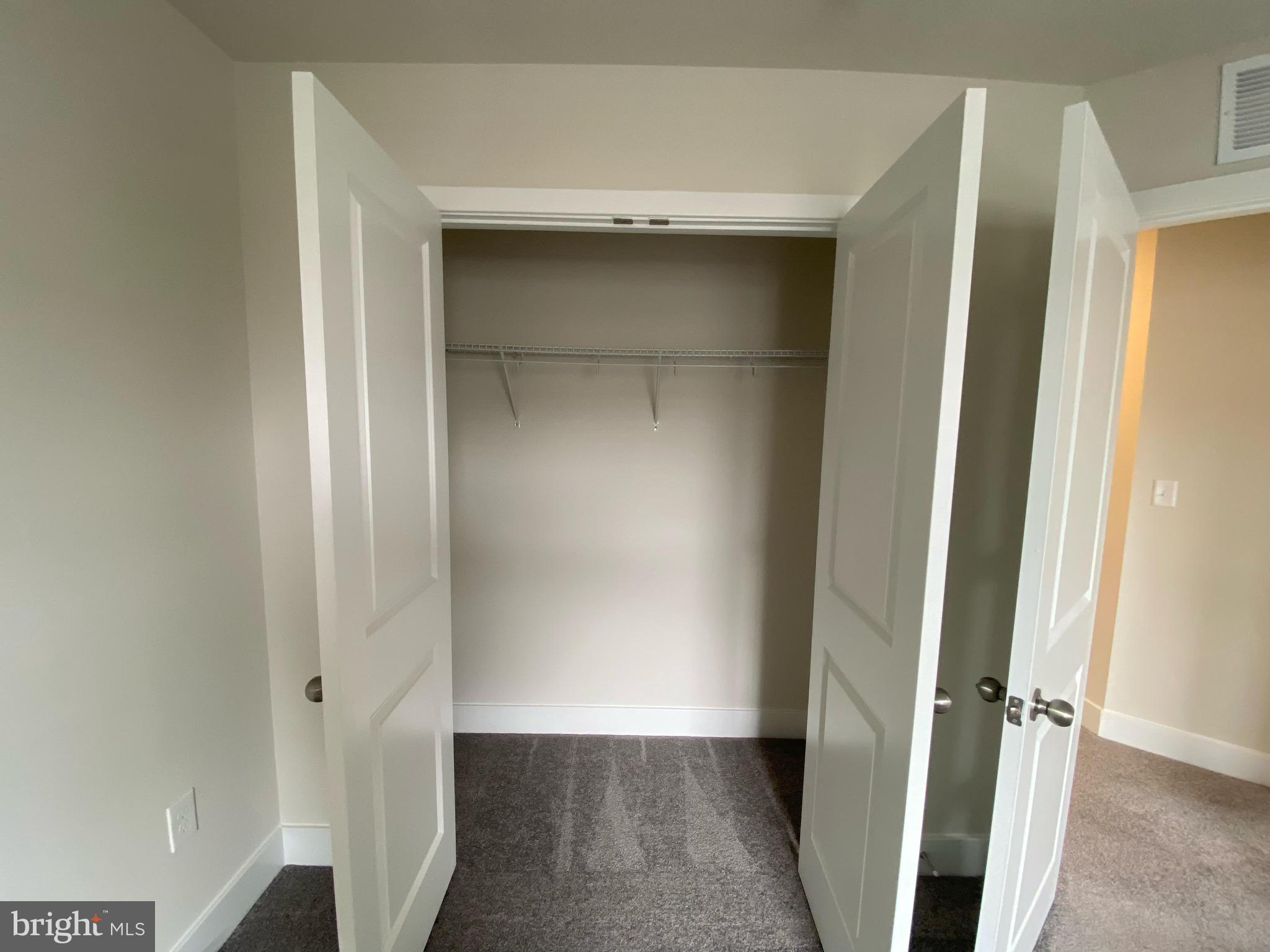 ST CHARLES - Residential