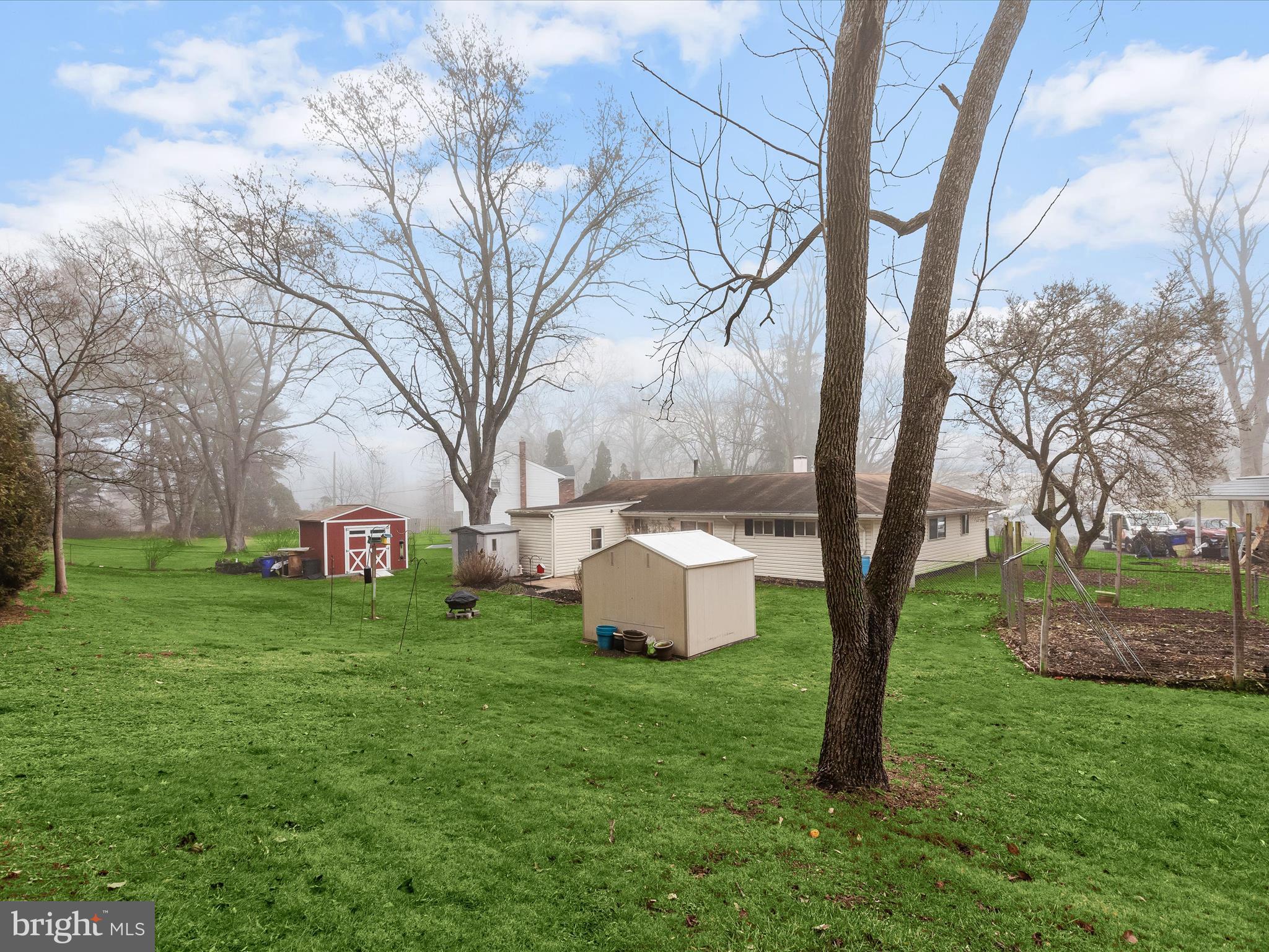 NOB HILL - Residential