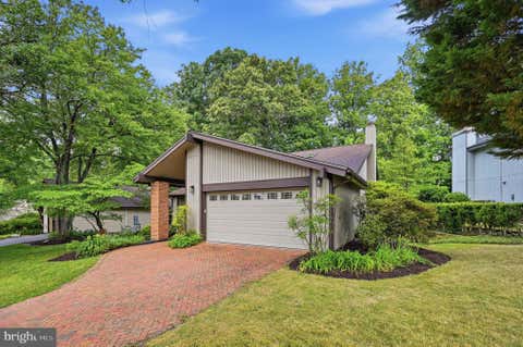 Photo of 7612 Chancellor Way, SPRINGFIELD, VA 22153 (MLS # VAFX2318244)
