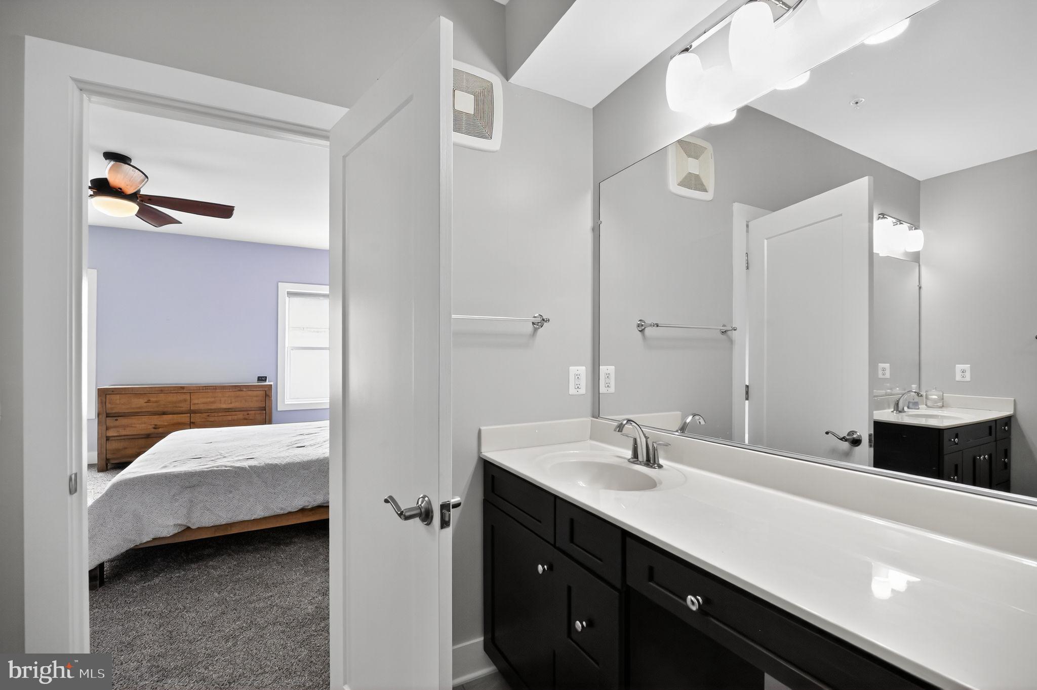 ONE LOUDOUN - Residential