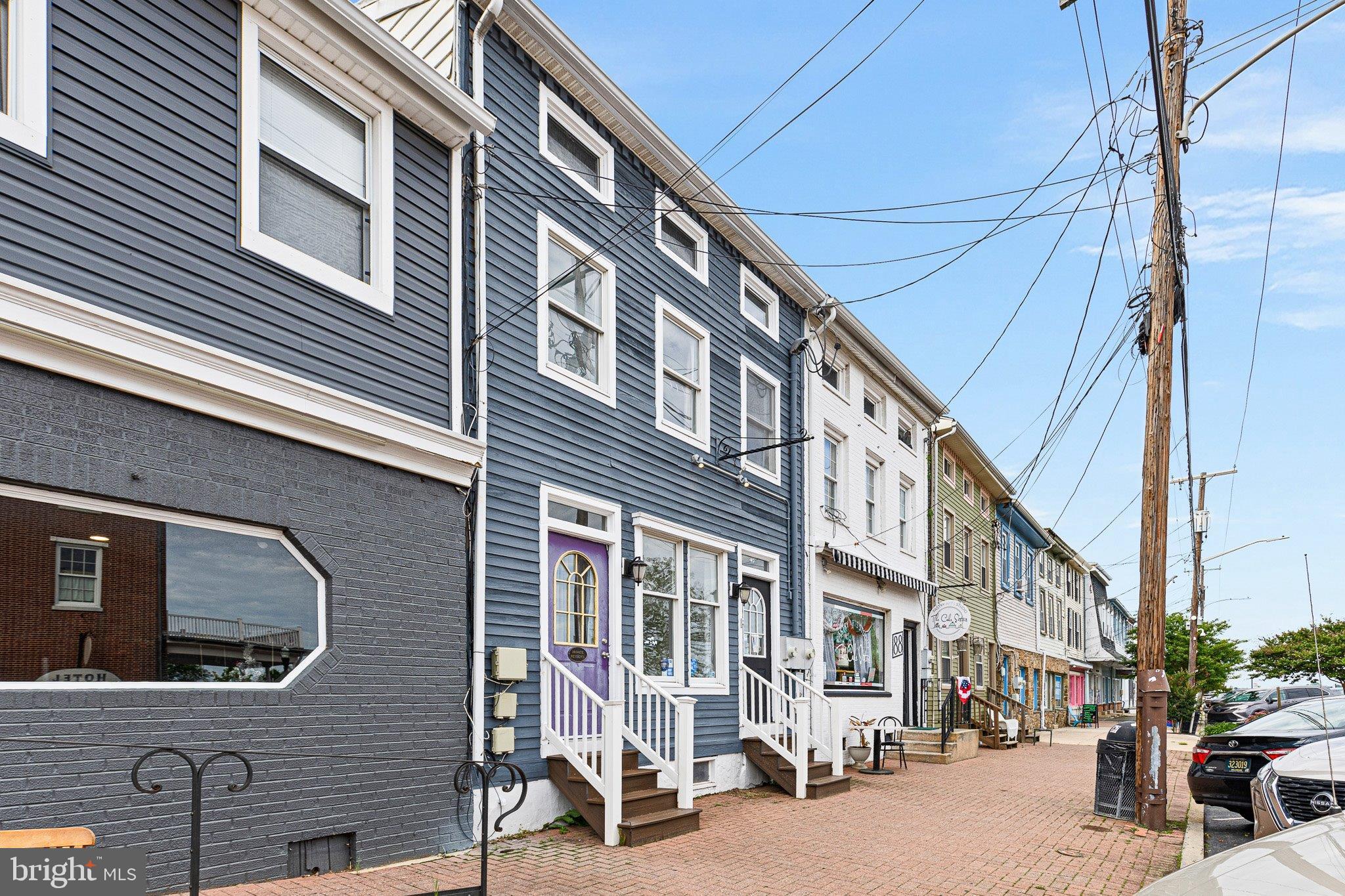 90 CLINTON STREET