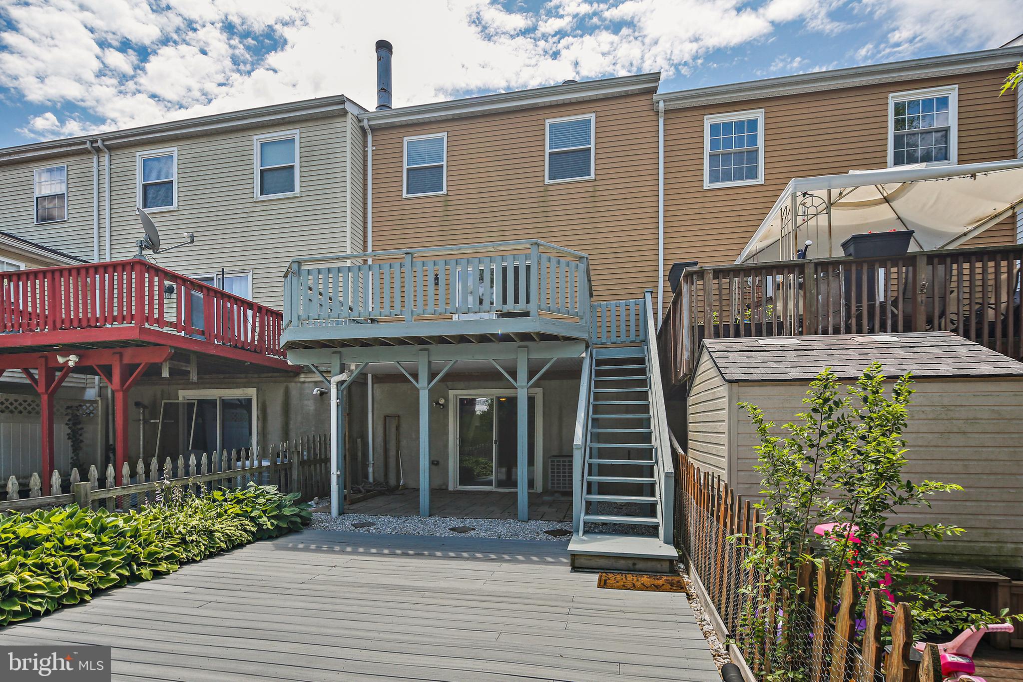 OAKHURST - Residential