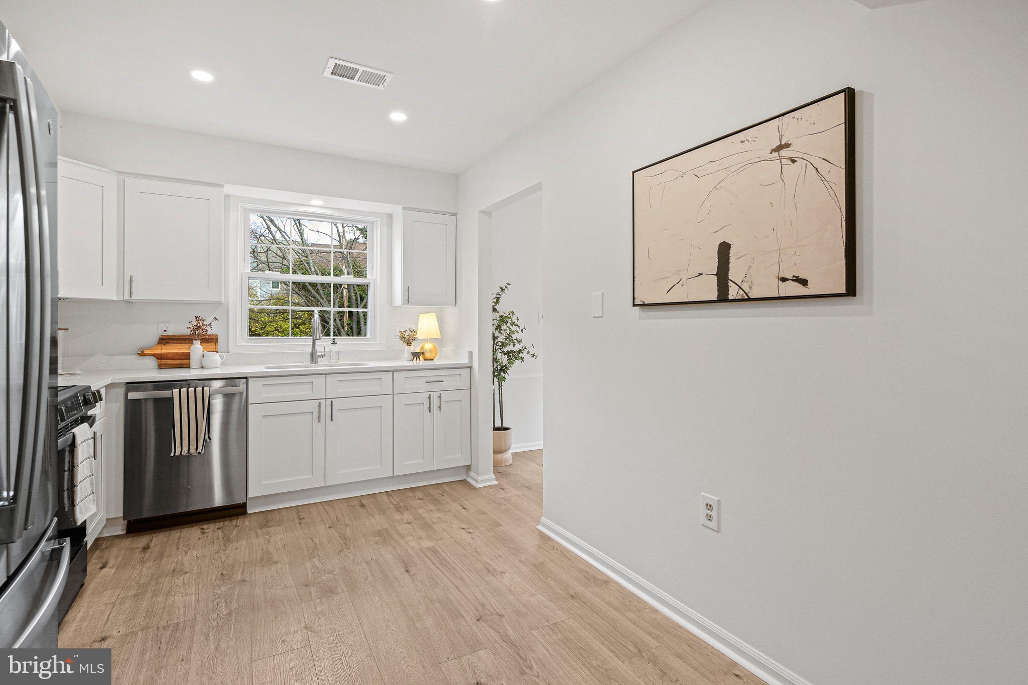 GREENCASTLE MANOR - Residential