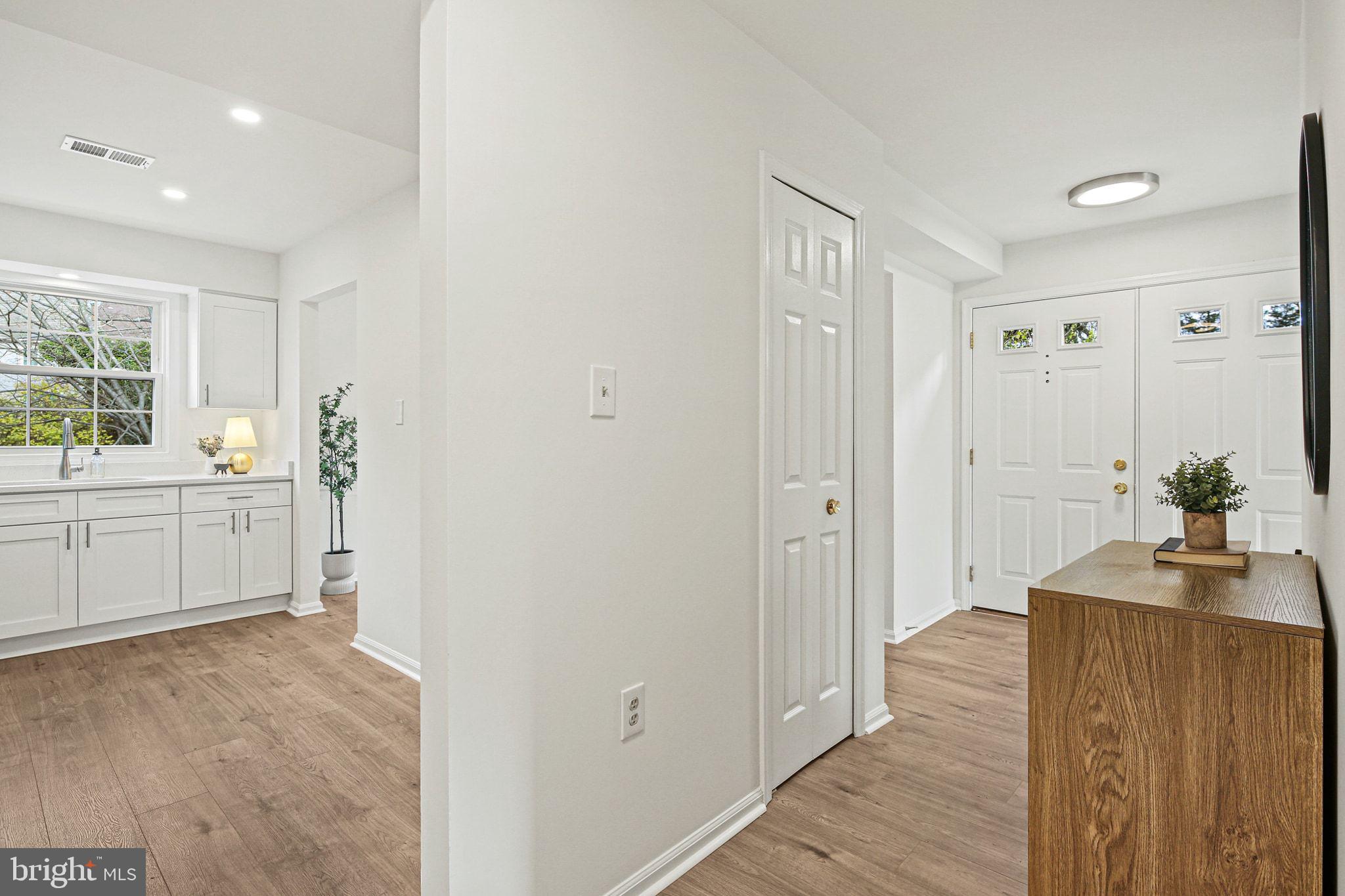 GREENCASTLE MANOR - Residential