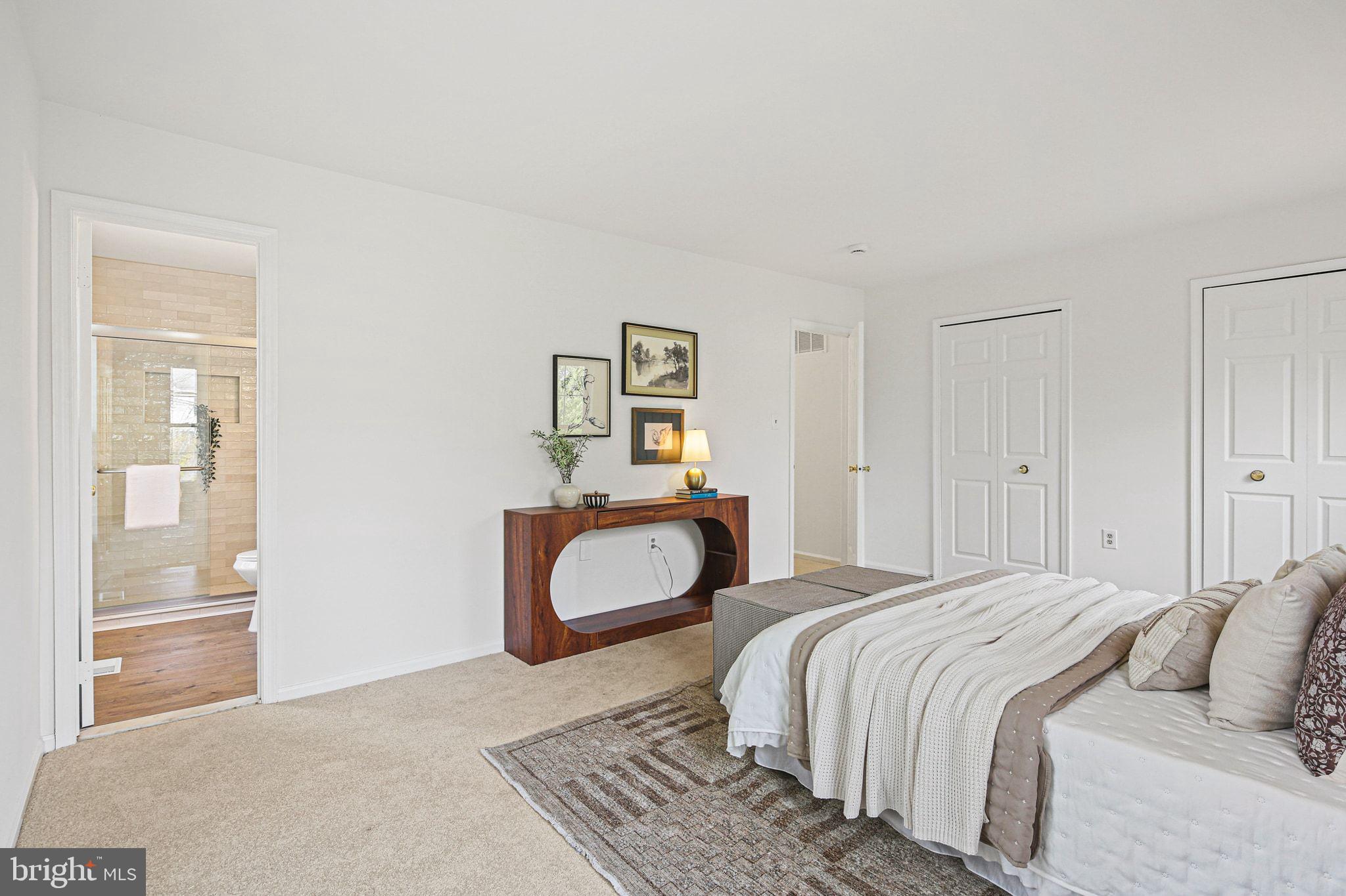 GREENCASTLE MANOR - Residential