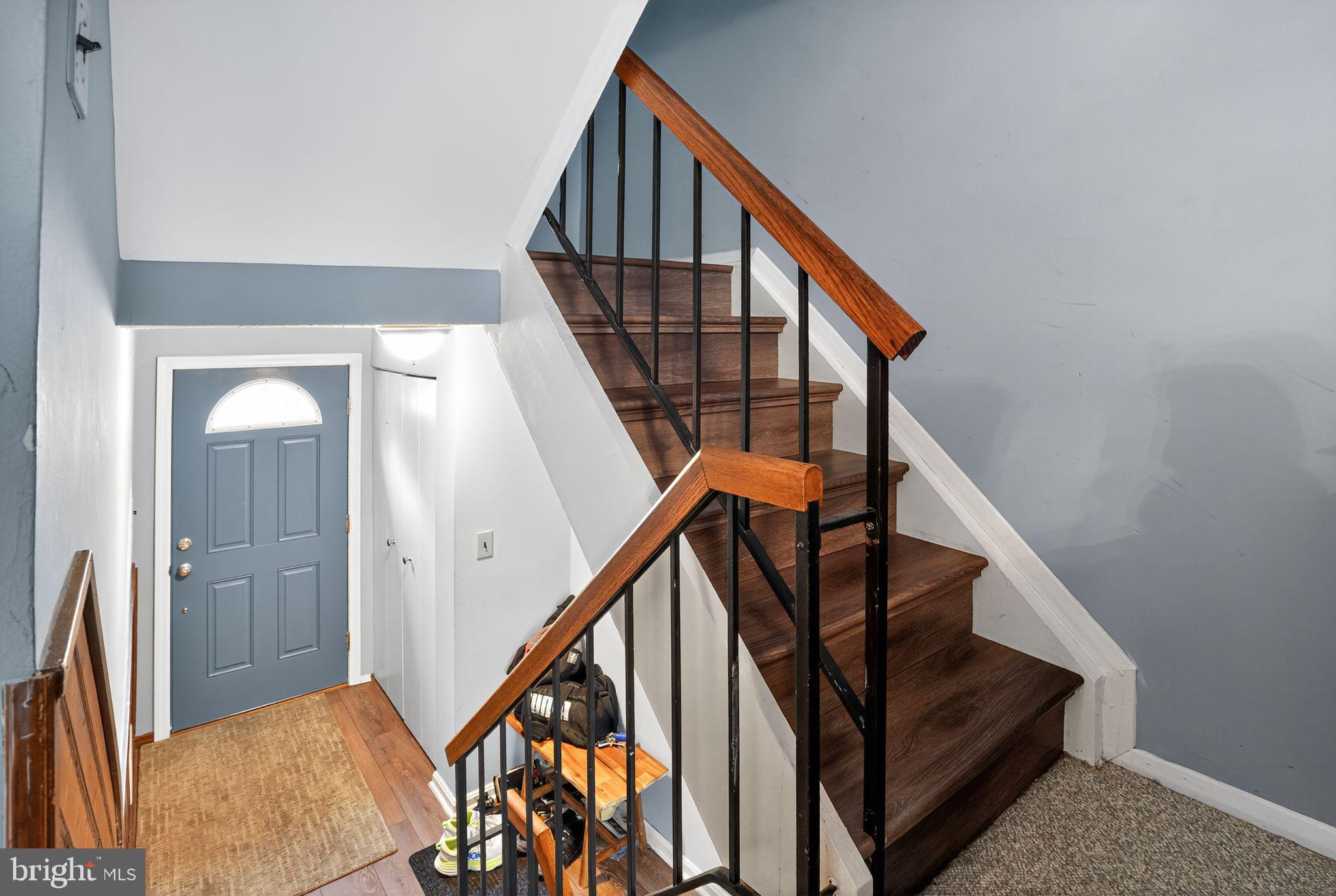 OAKLAND MILLS - Residential Lease