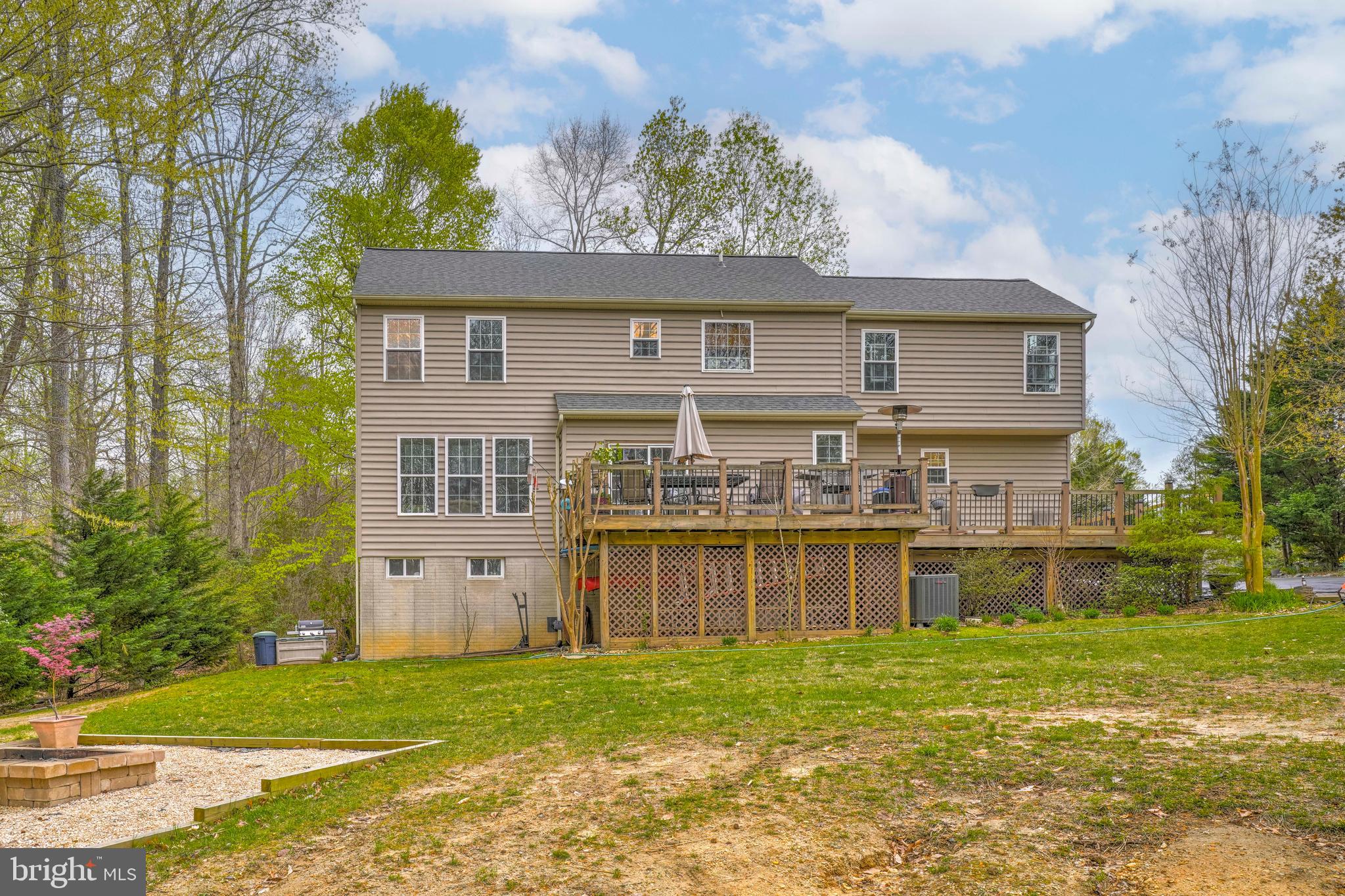 3160 BLACKBERRY LANE