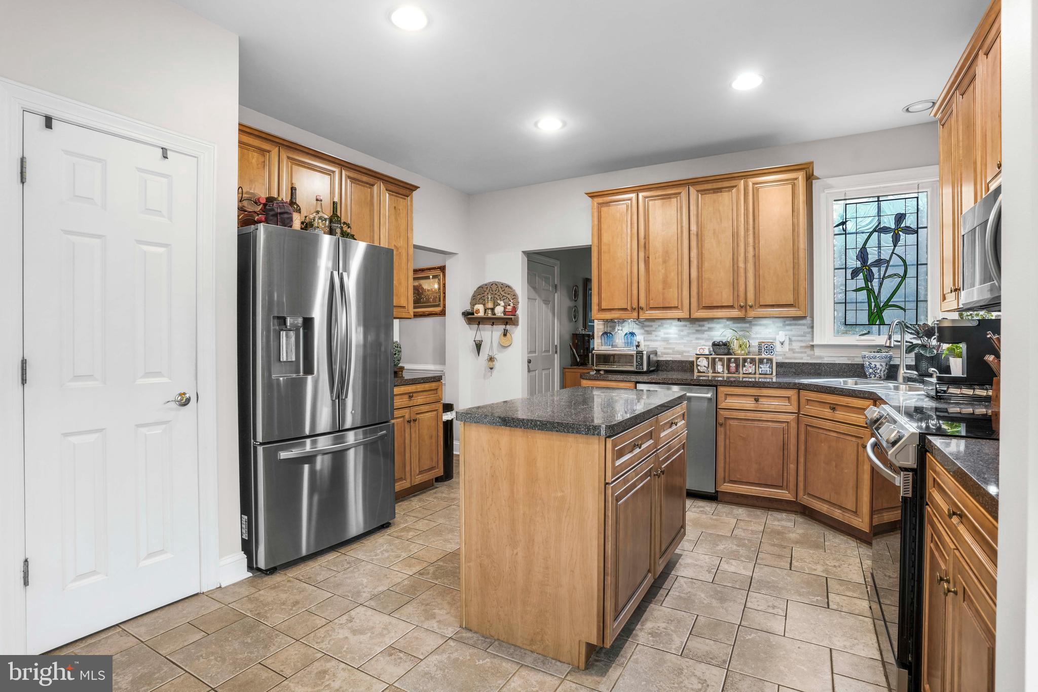 3160 BLACKBERRY LANE
