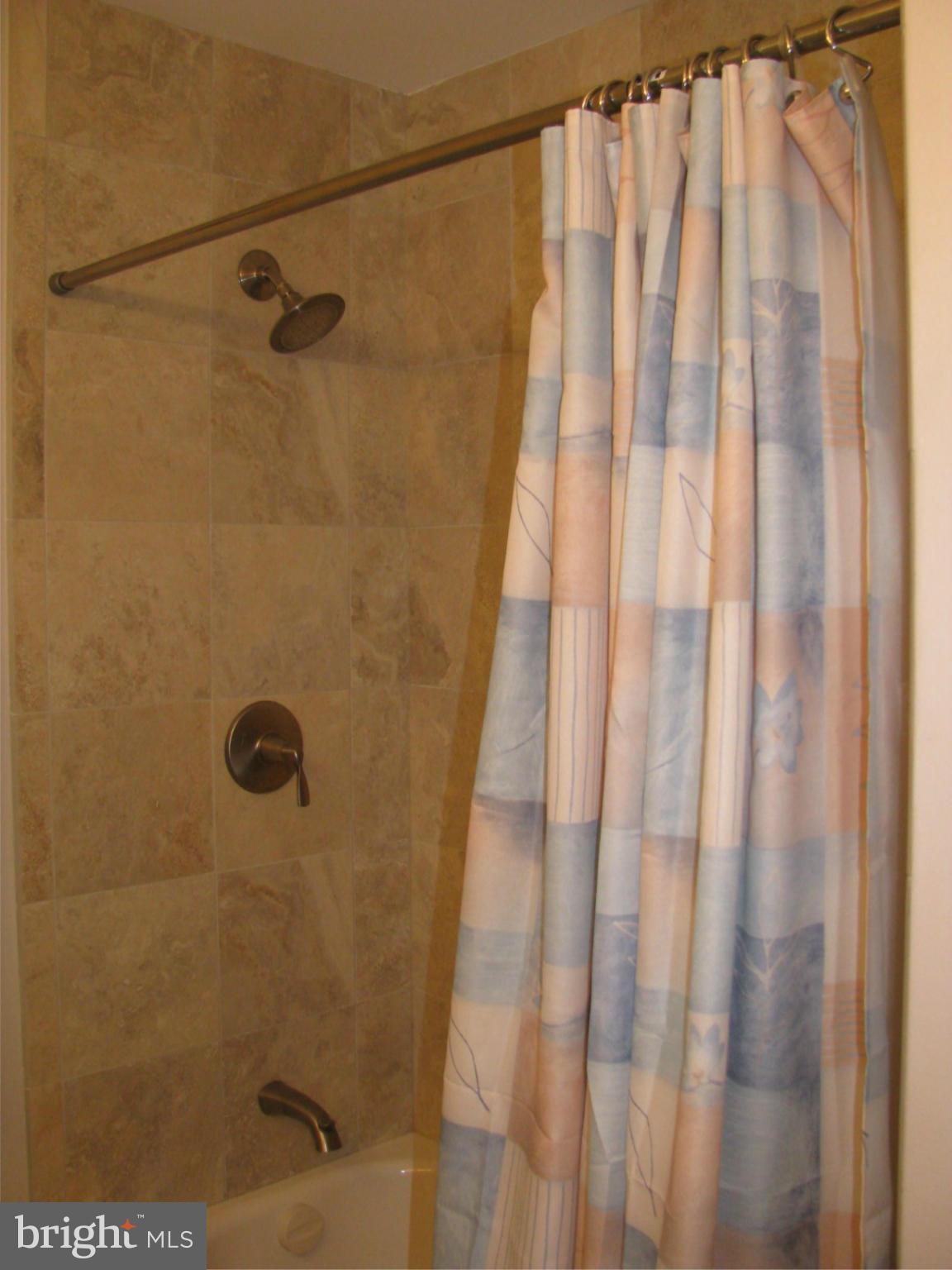 CHANTILLY FARM - Residential