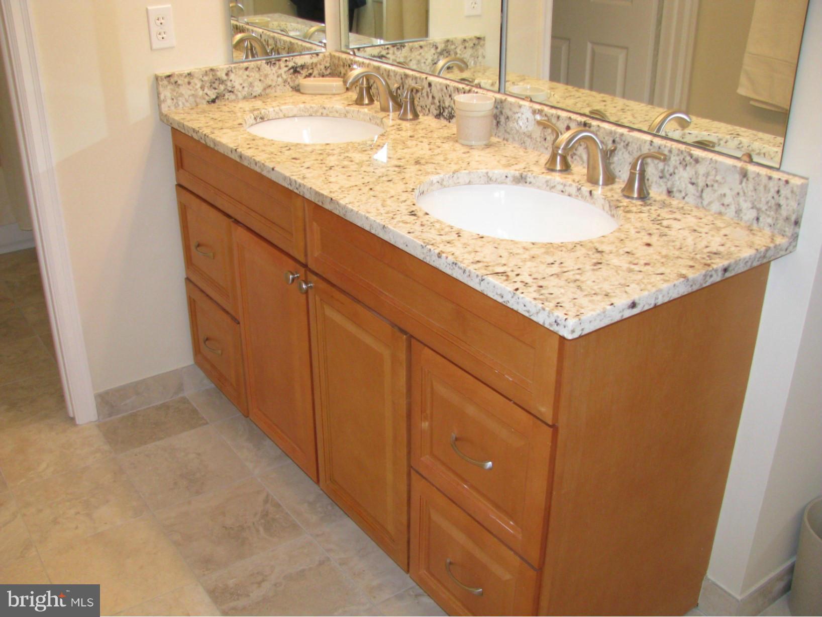 CHANTILLY FARM - Residential