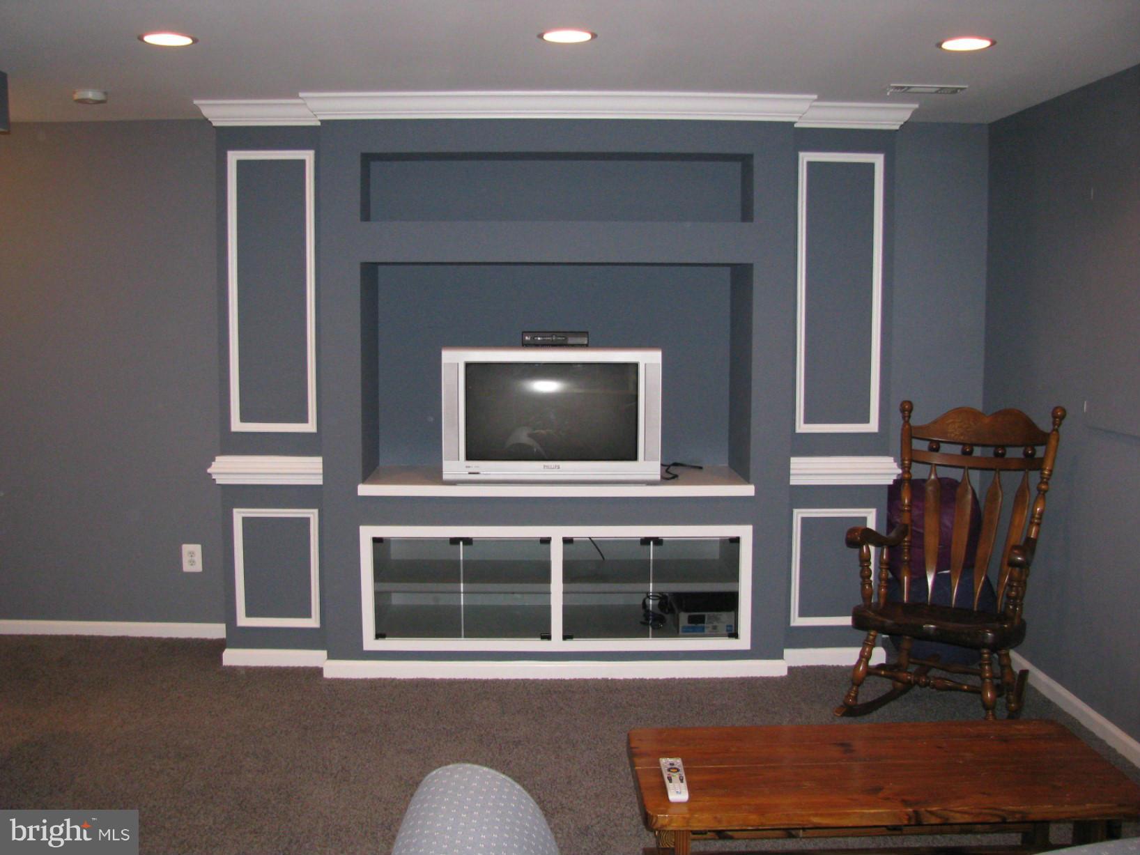 CHANTILLY FARM - Residential