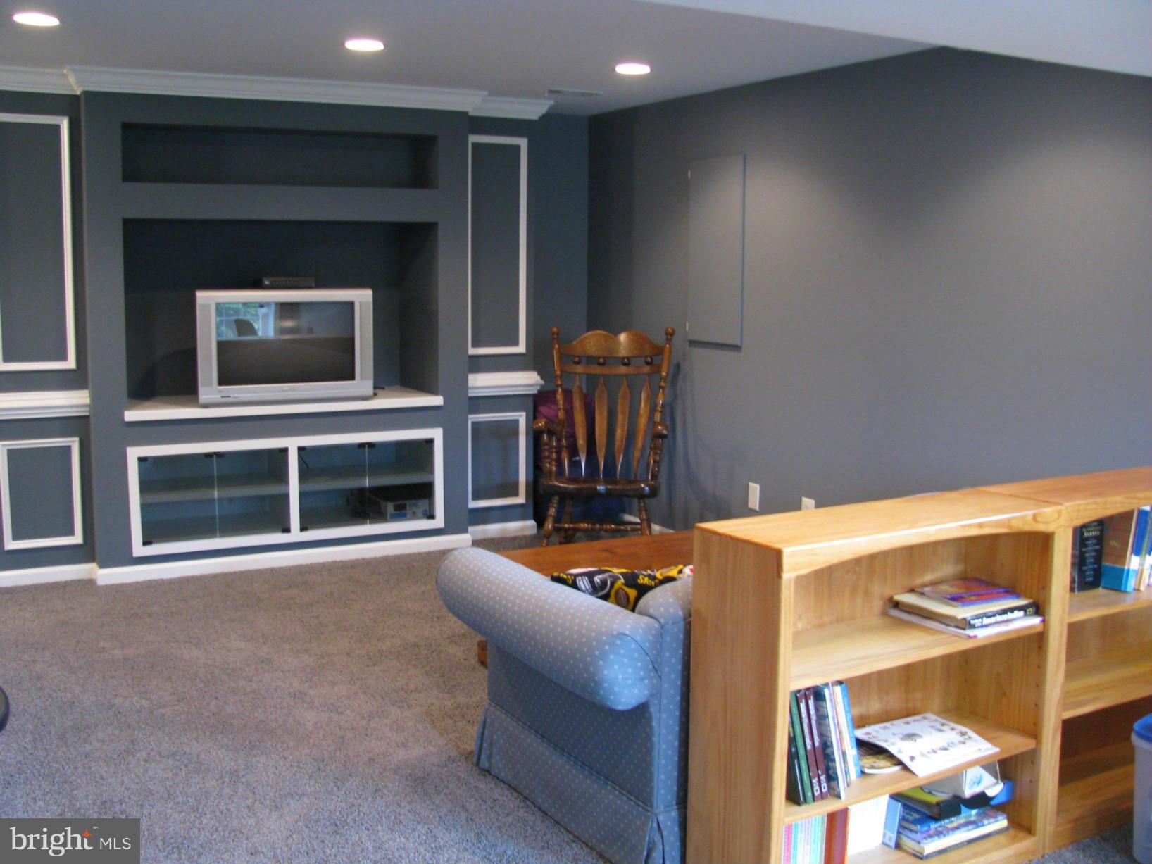 CHANTILLY FARM - Residential