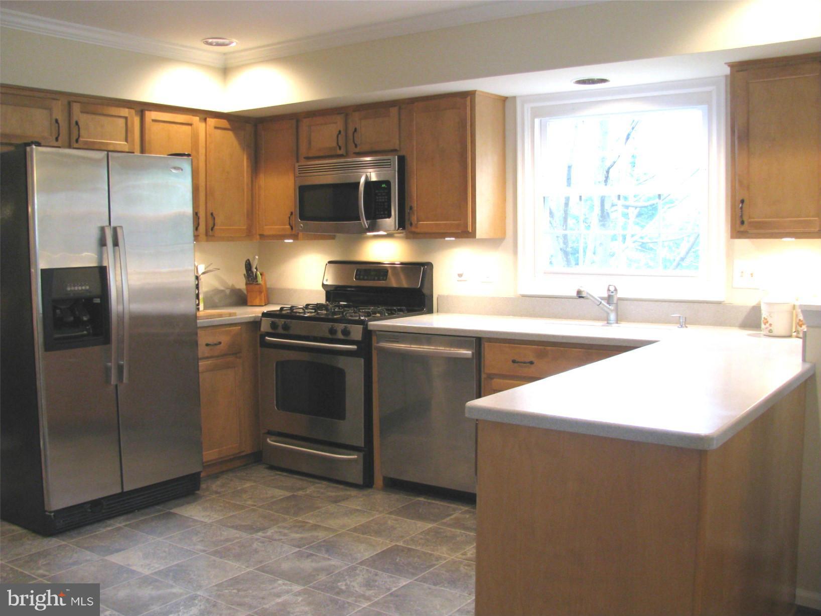 CHANTILLY FARM - Residential