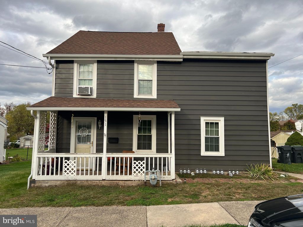 Photo of 151 Columbia Avenue, PHOENIXVILLE, PA 19460 (MLS # PACT2112428)
