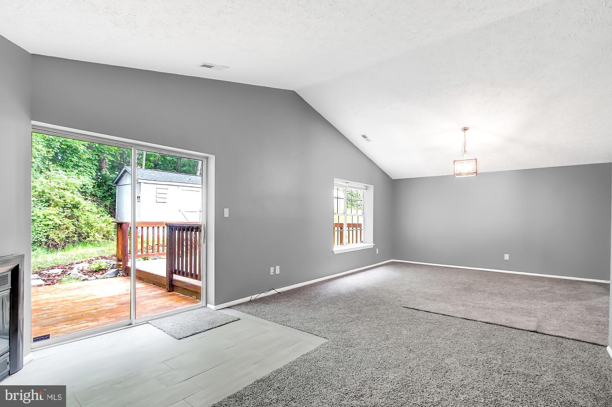 TRIMBLE FIELDS - Residential