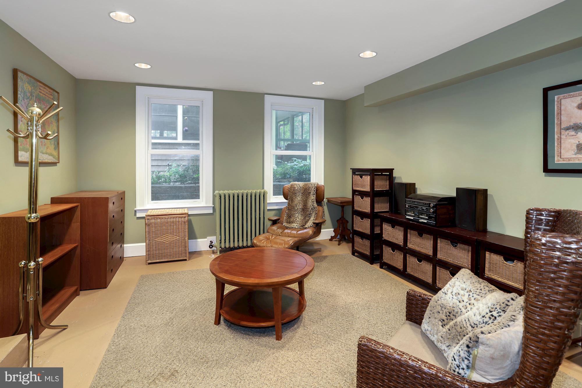 TAKOMA PARK - Residential Lease