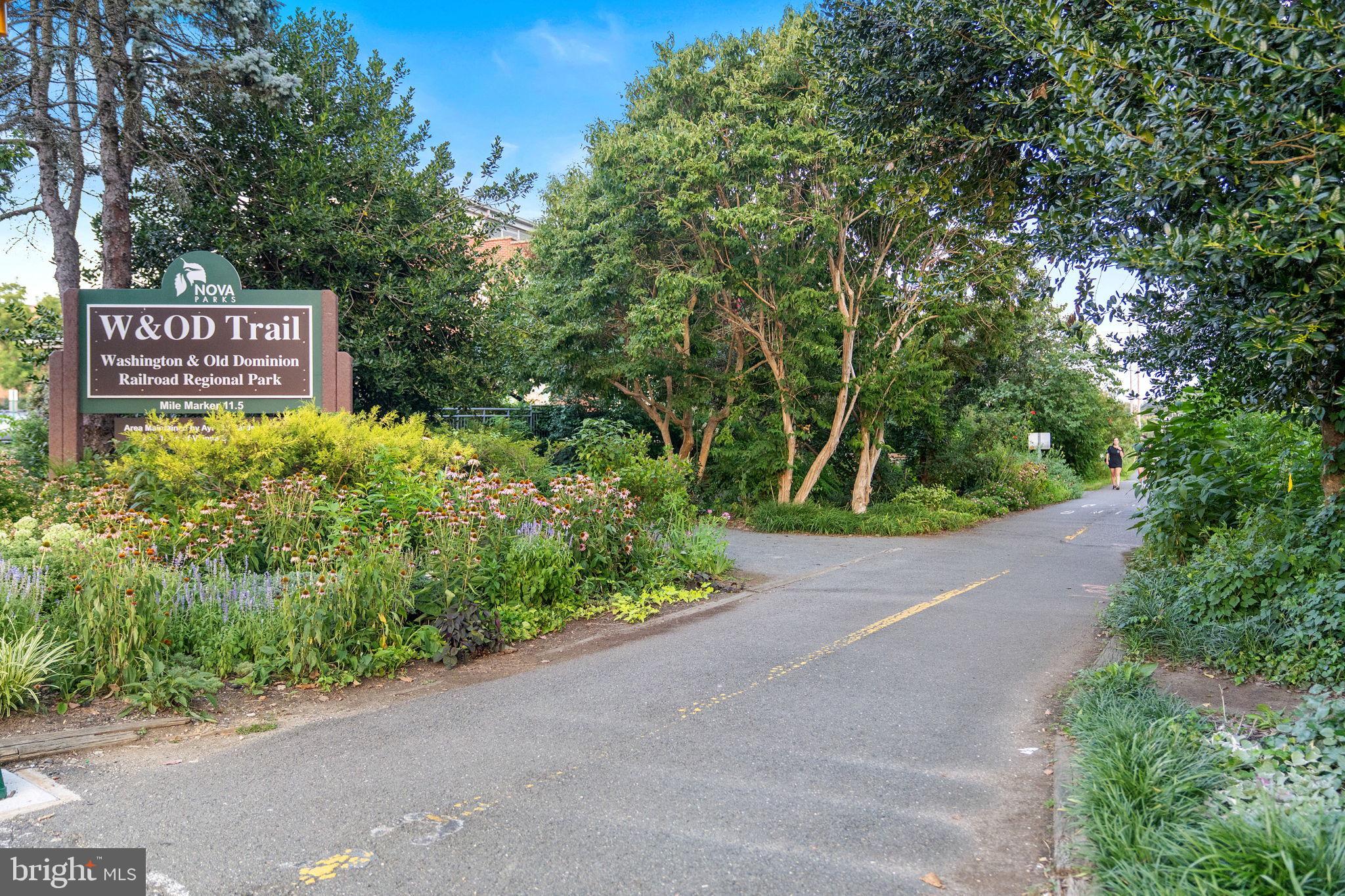 VIENNA WOODS - Residential