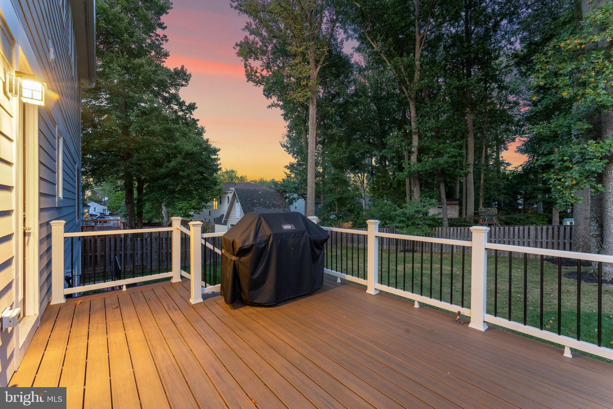 VIENNA WOODS - Residential