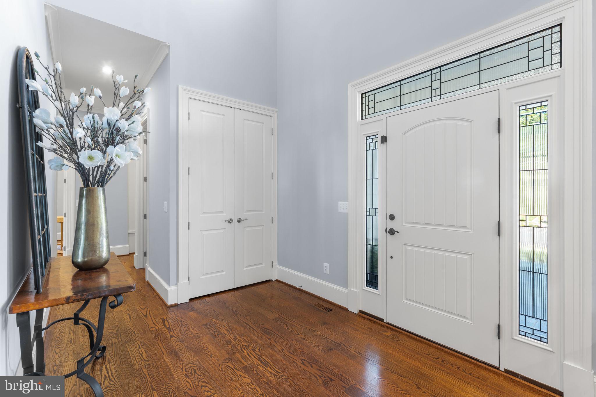 VIENNA WOODS - Residential