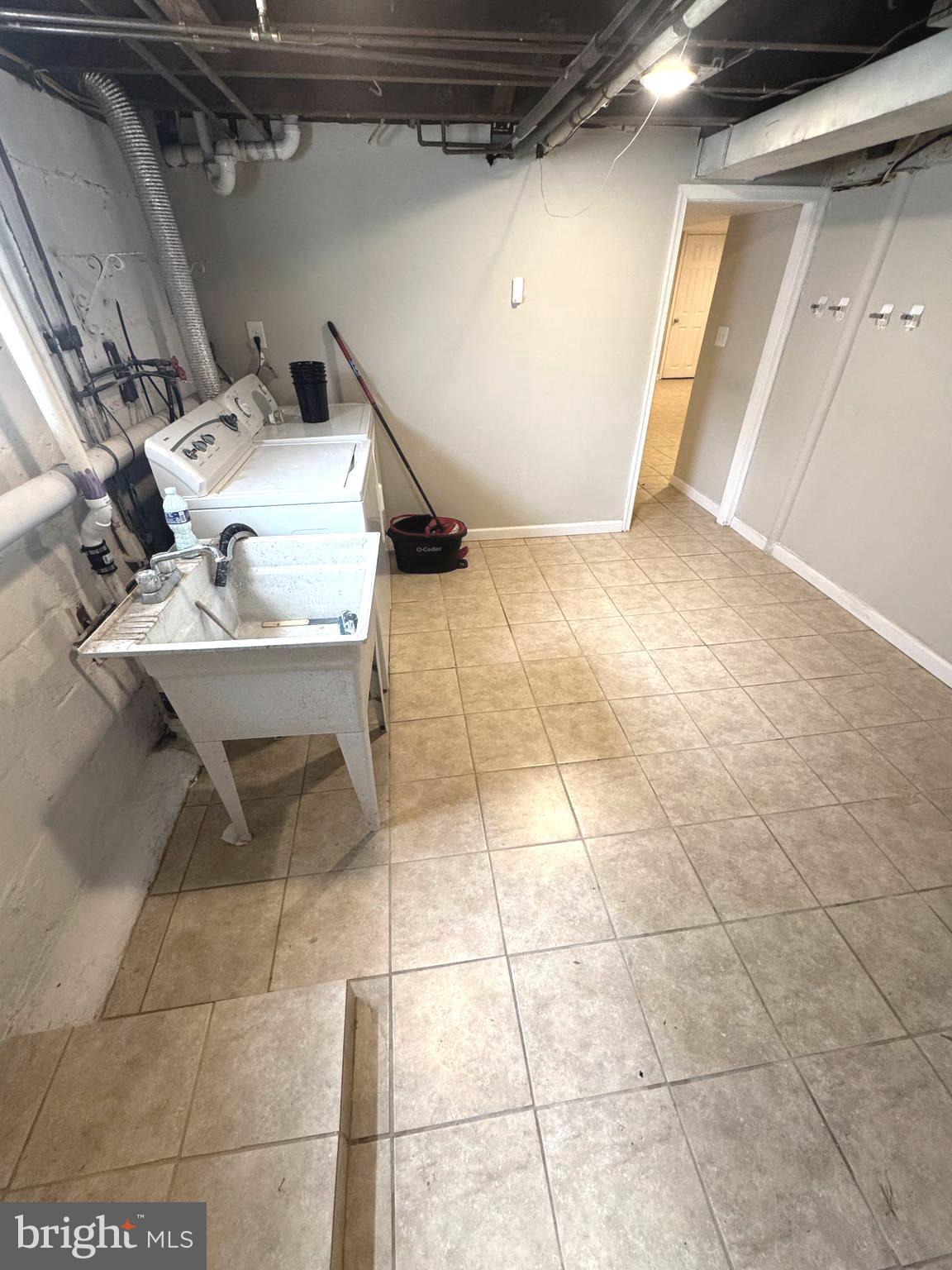 OVERLEA - Residential