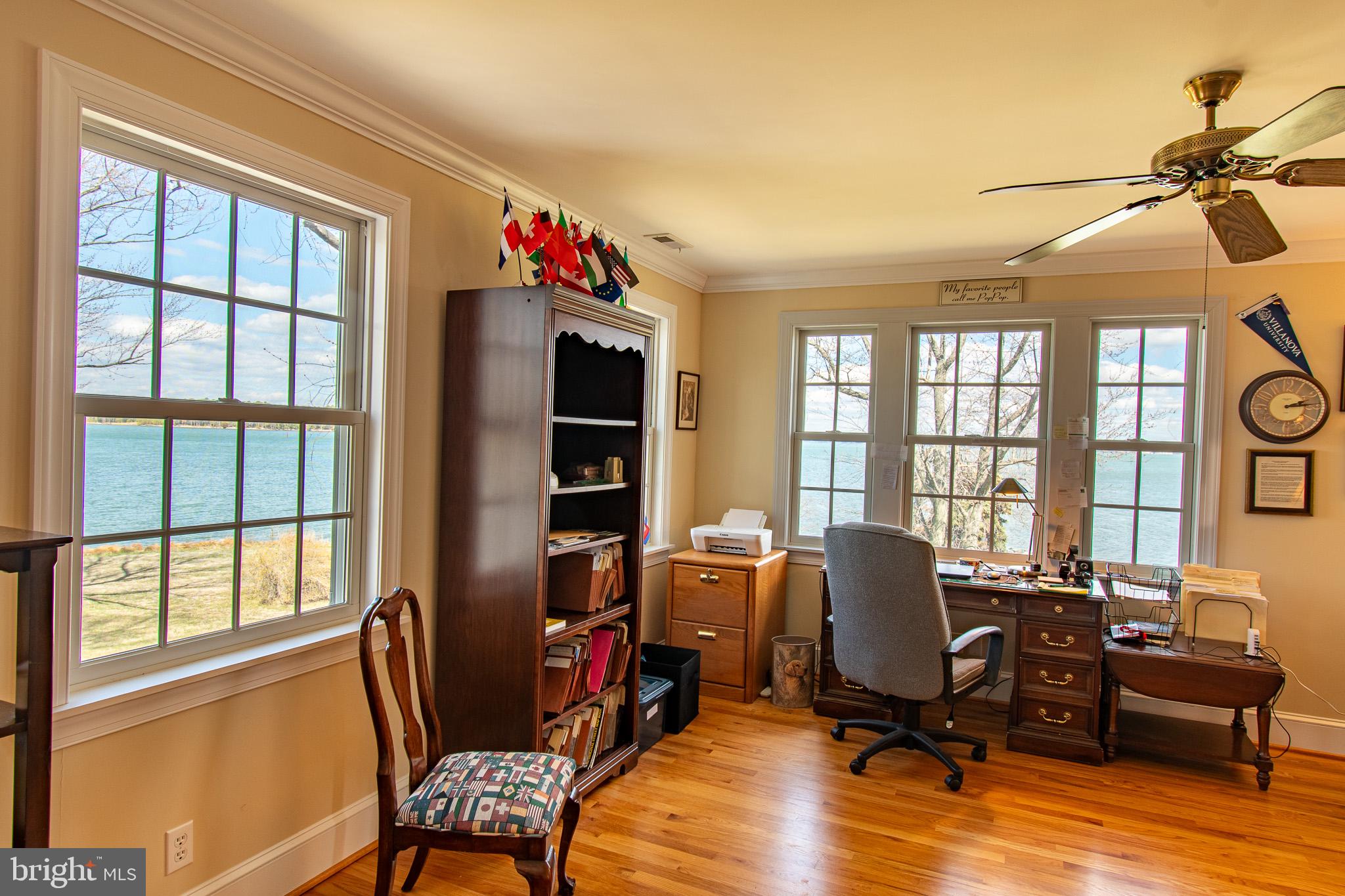 ELSTON SHORES - Residential