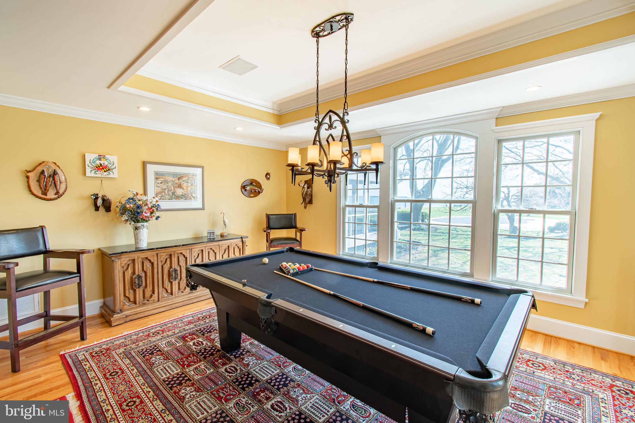 ELSTON SHORES - Residential