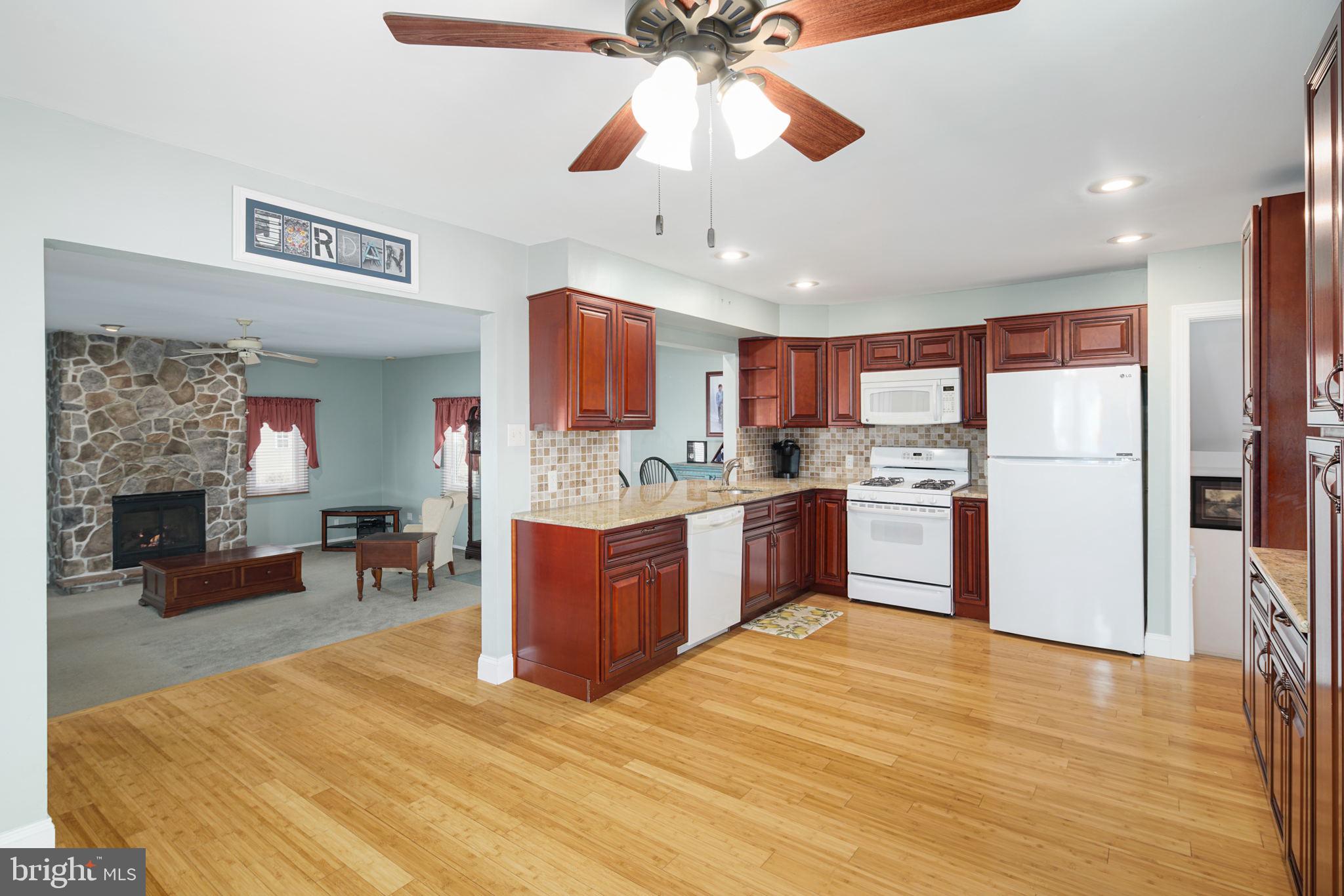ROSEWOOD PARK - Residential