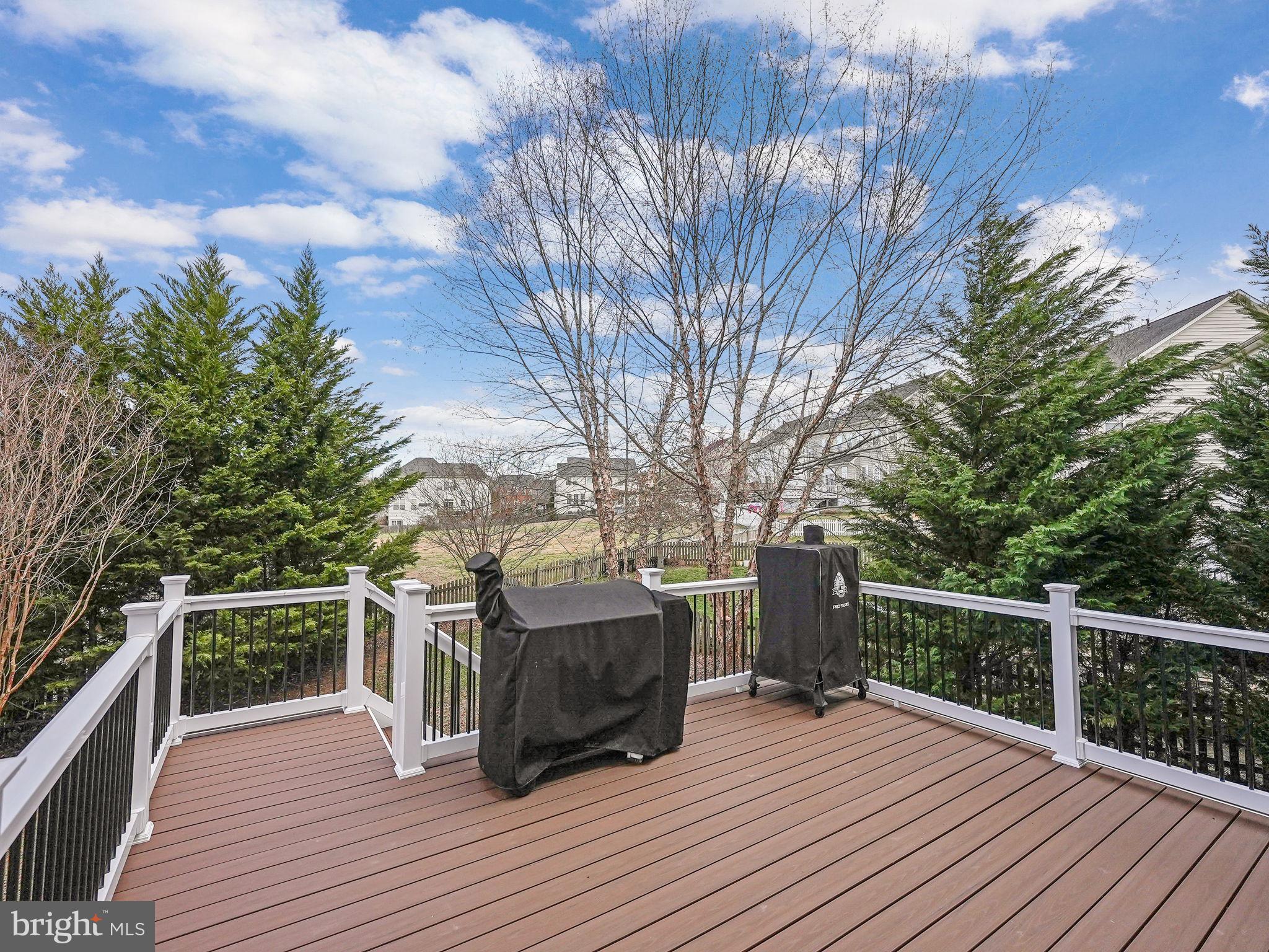 STAFFORD LAKES VILLAGE - Residential