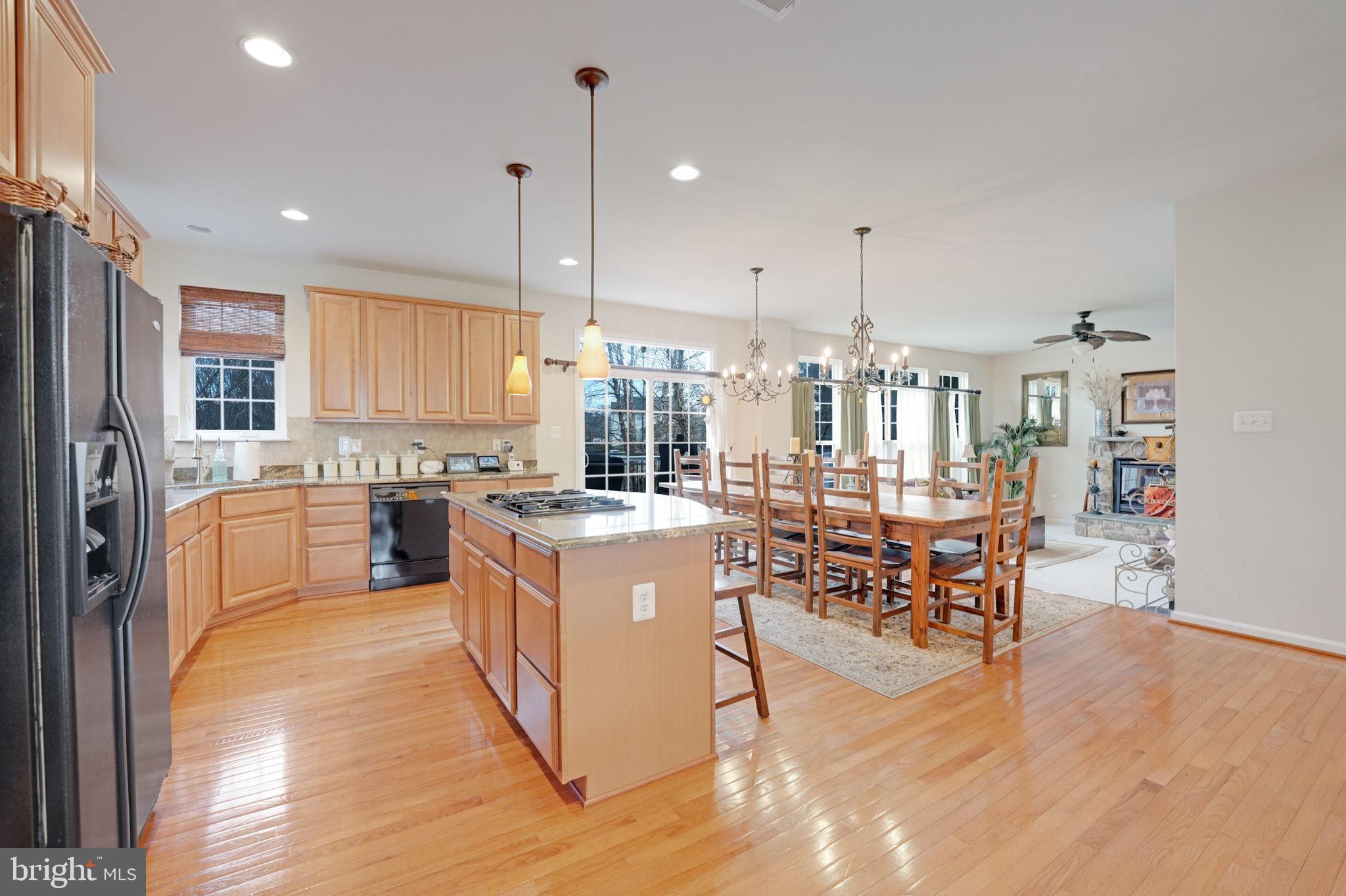 STAFFORD LAKES VILLAGE - Residential