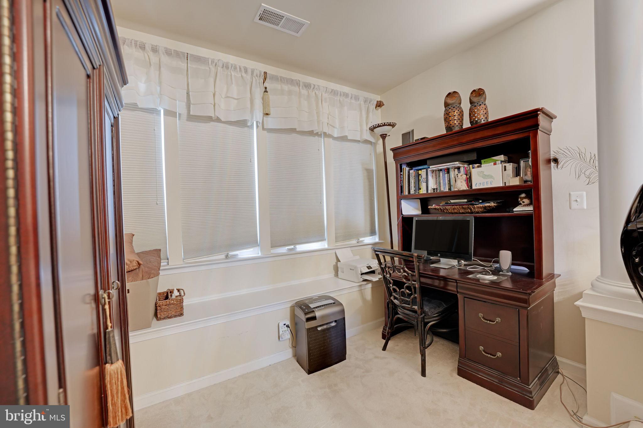 STAFFORD LAKES VILLAGE - Residential