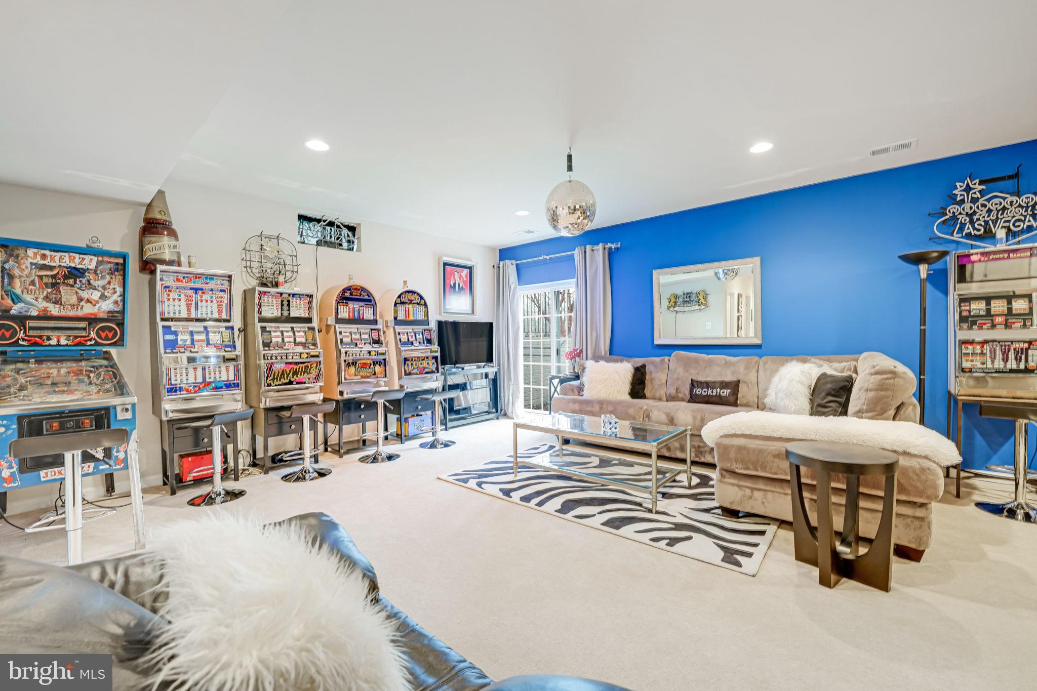 STAFFORD LAKES VILLAGE - Residential