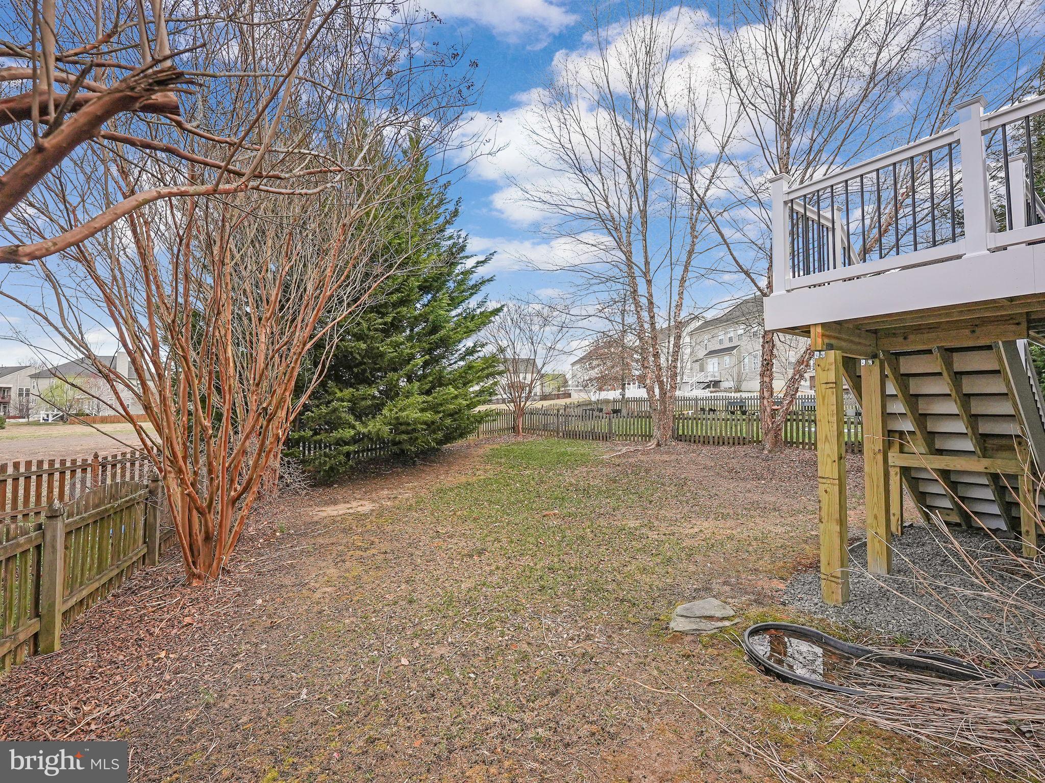 STAFFORD LAKES VILLAGE - Residential