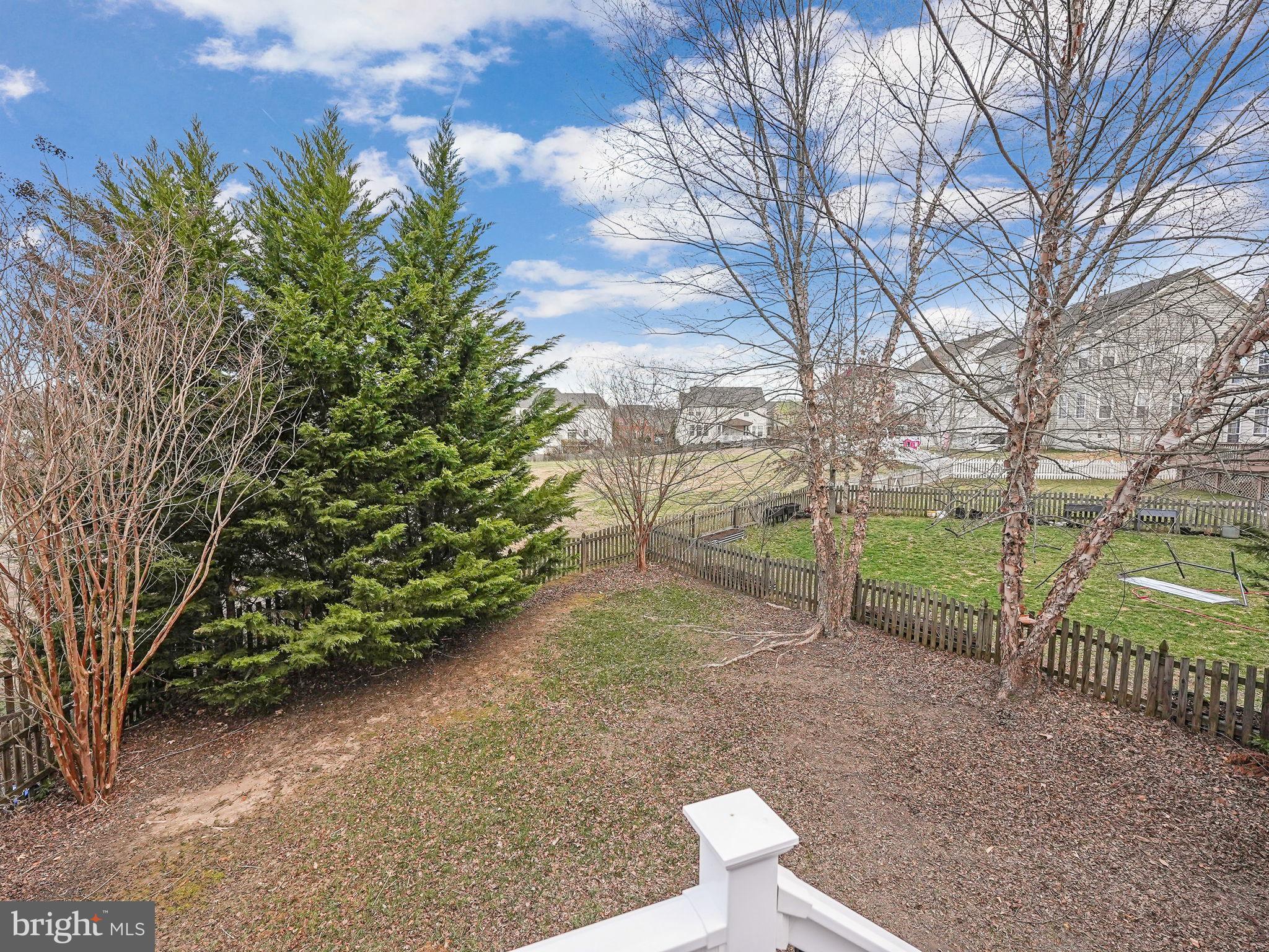 STAFFORD LAKES VILLAGE - Residential