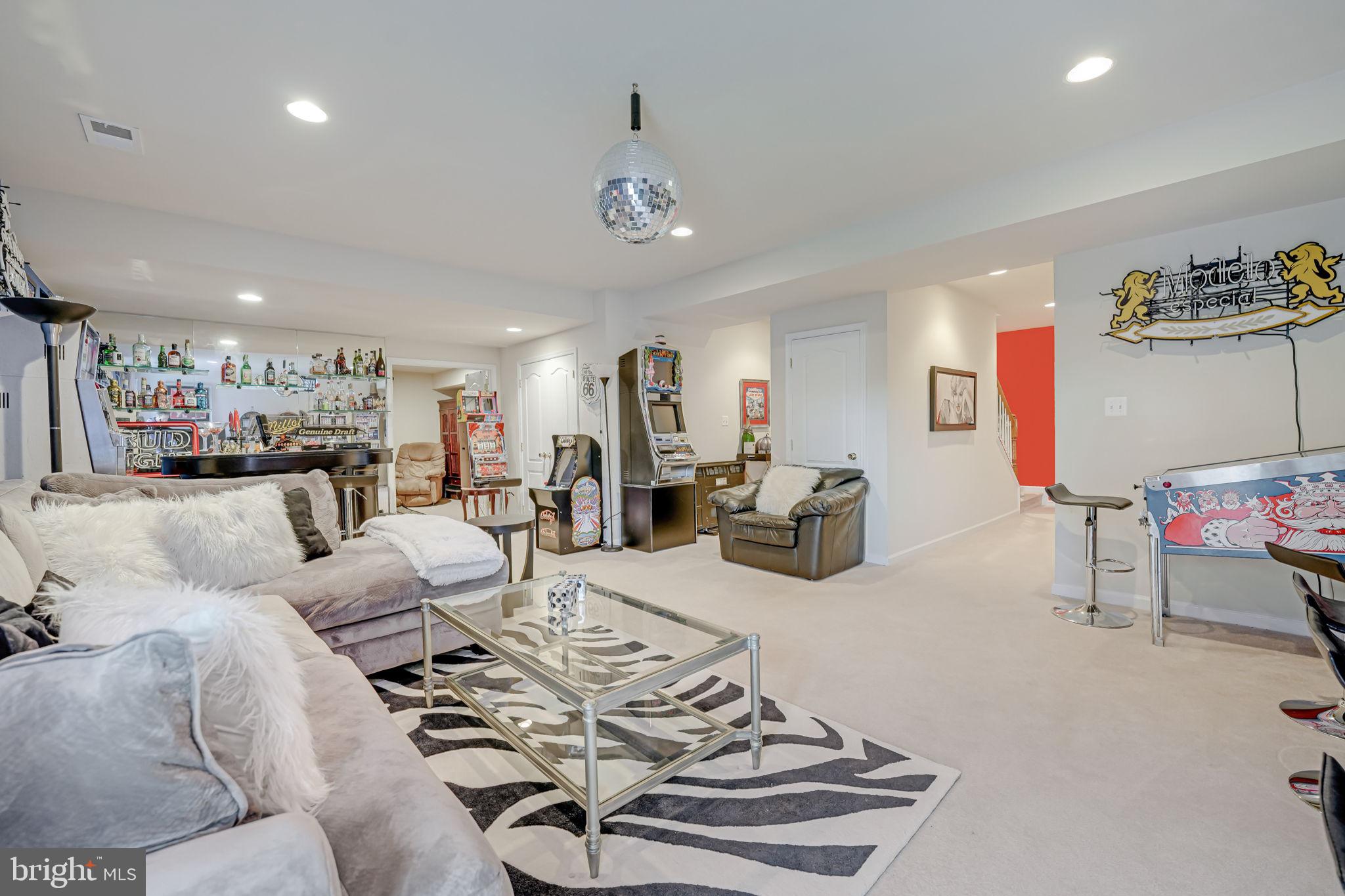 STAFFORD LAKES VILLAGE - Residential