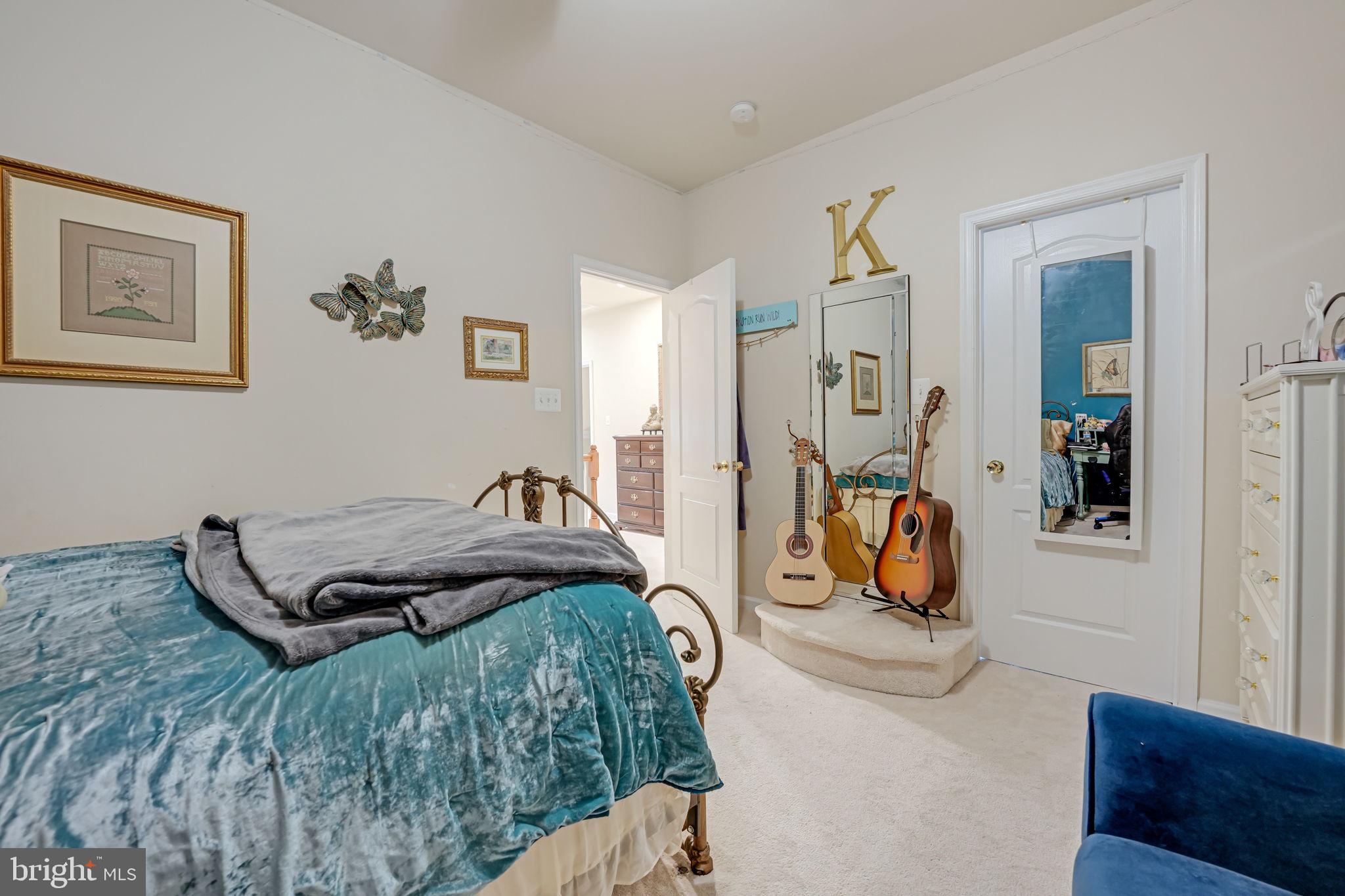 STAFFORD LAKES VILLAGE - Residential