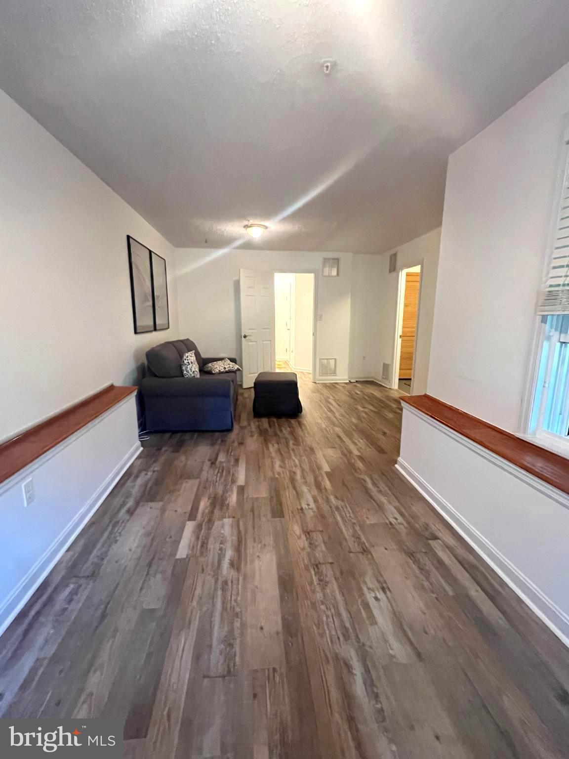 KINGSVIEW VILLAGE - Residential Lease