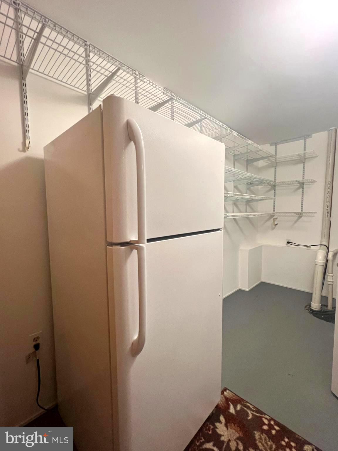 KINGSVIEW VILLAGE - Residential Lease