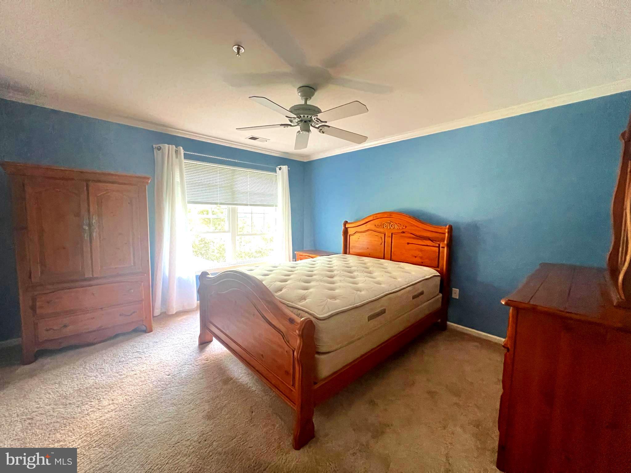 KINGSVIEW VILLAGE - Residential Lease