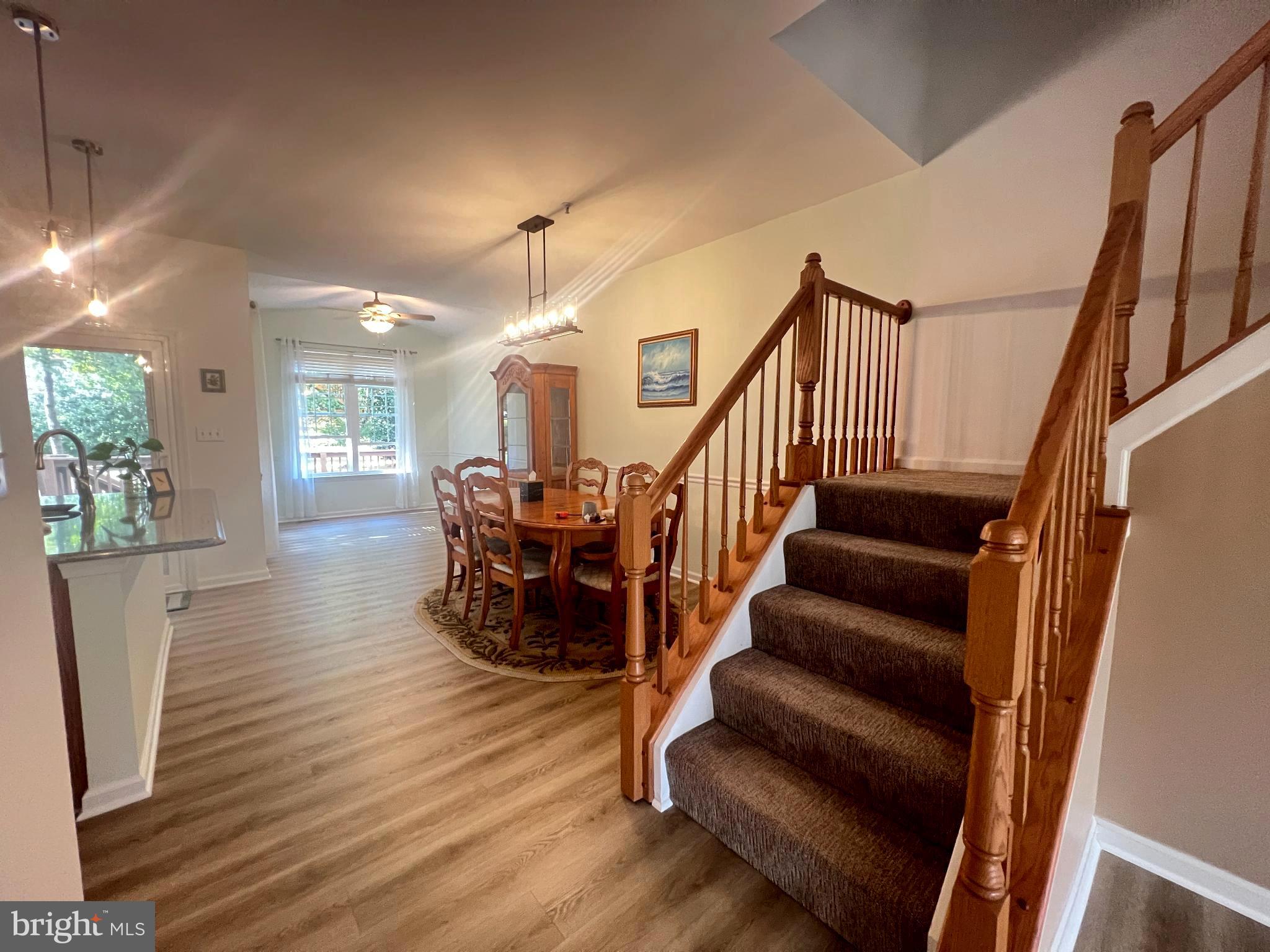 KINGSVIEW VILLAGE - Residential Lease