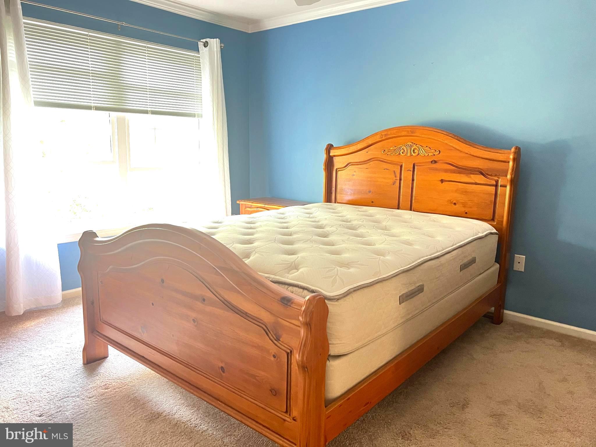 KINGSVIEW VILLAGE - Residential Lease