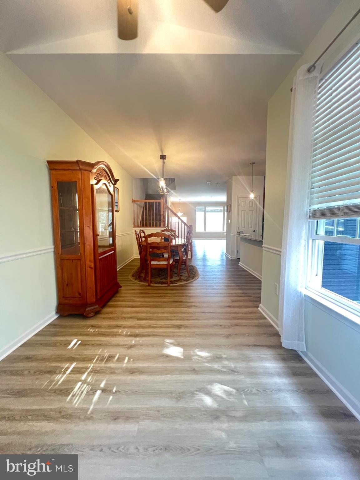 KINGSVIEW VILLAGE - Residential Lease