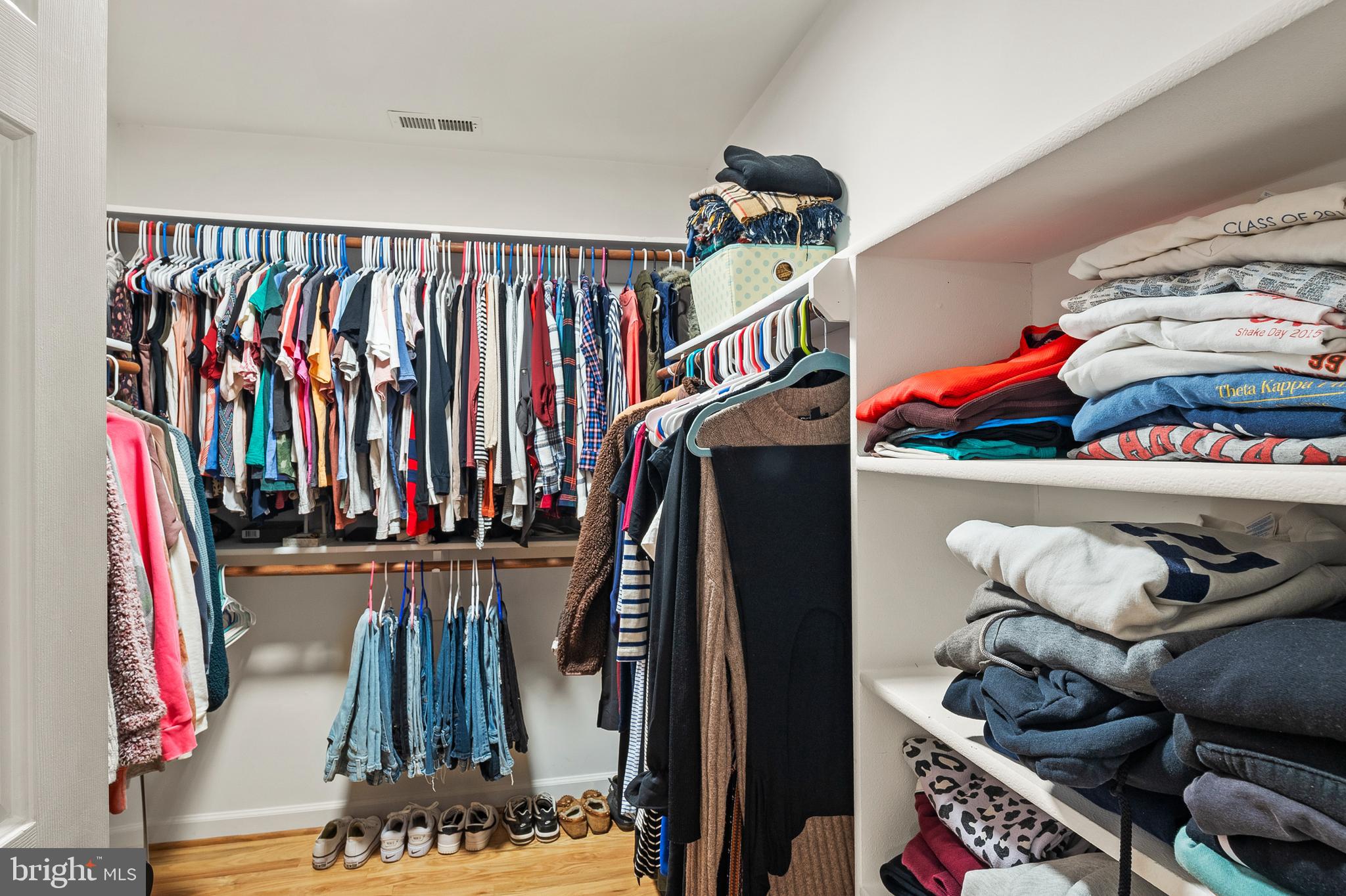 KINGS BRIDGE - Residential