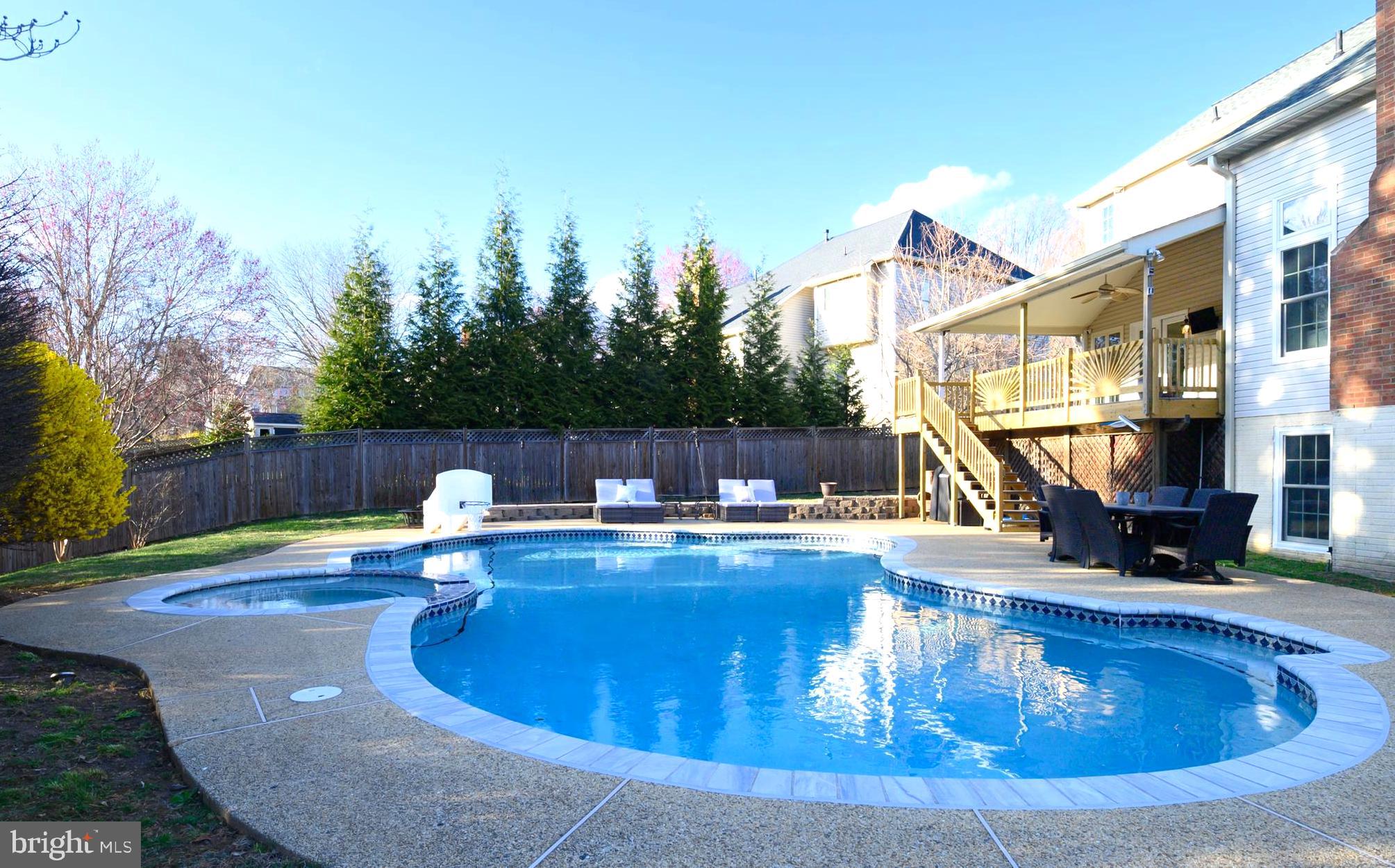 KINGS BRIDGE - Residential