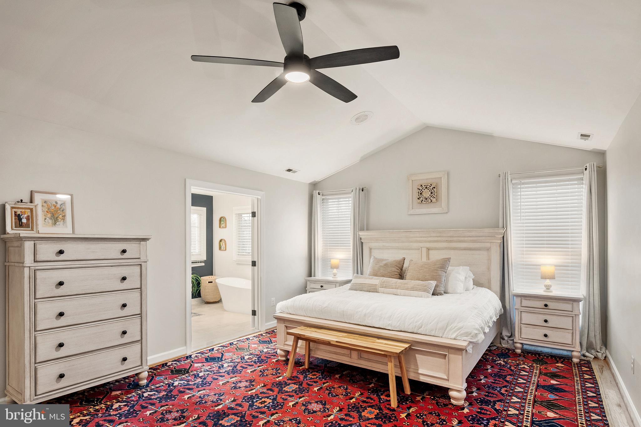 KINGS BRIDGE - Residential