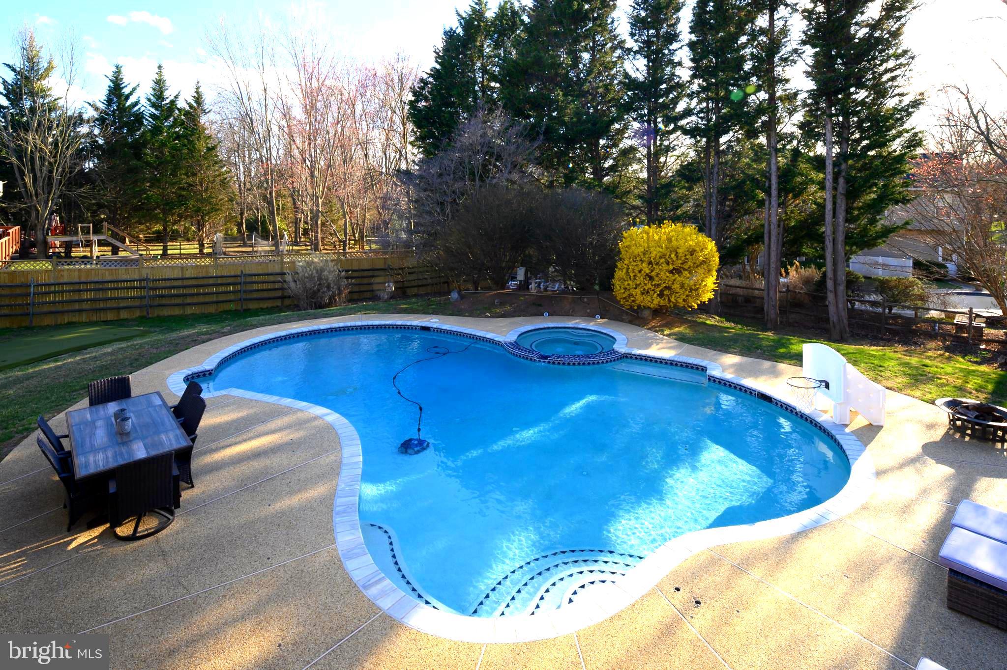 KINGS BRIDGE - Residential