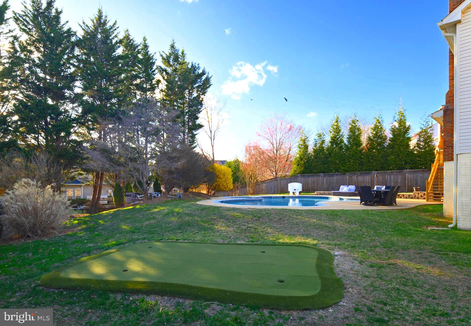 KINGS BRIDGE - Residential