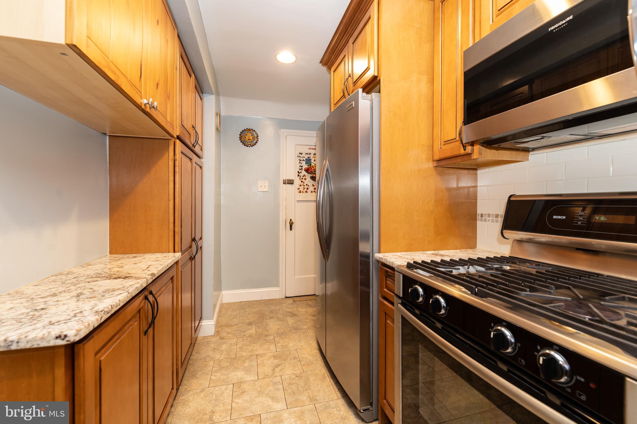 MANOA - Residential Lease