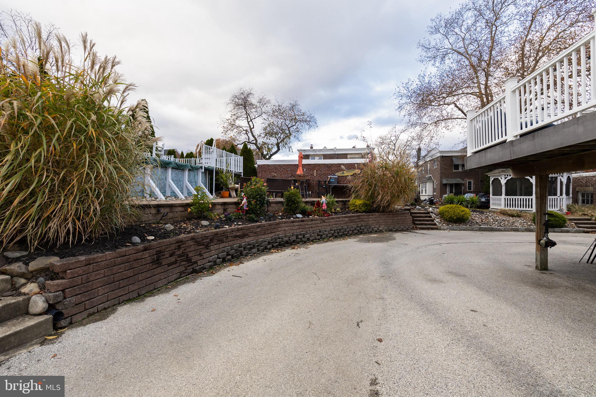 MANOA - Residential Lease