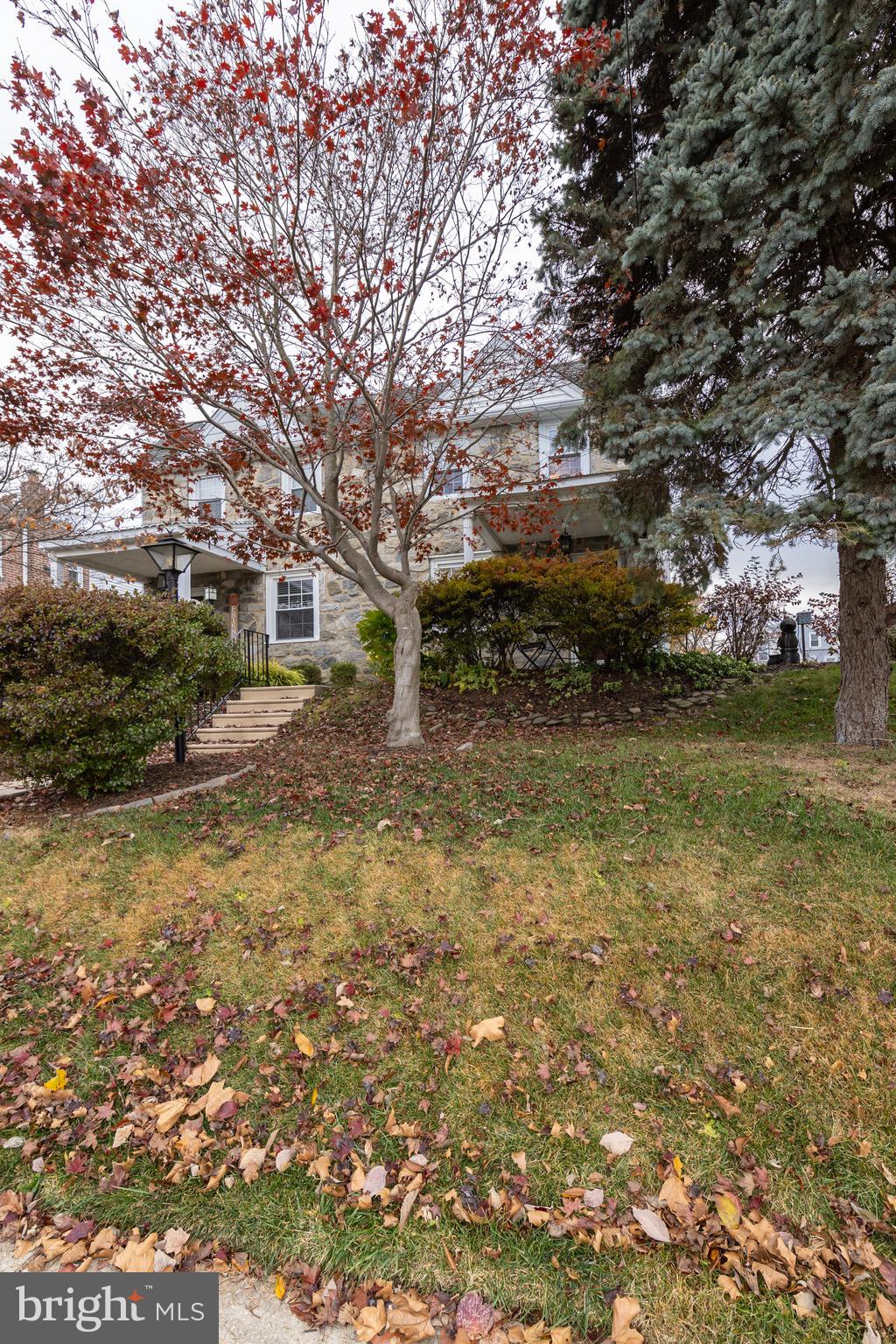 MANOA - Residential Lease